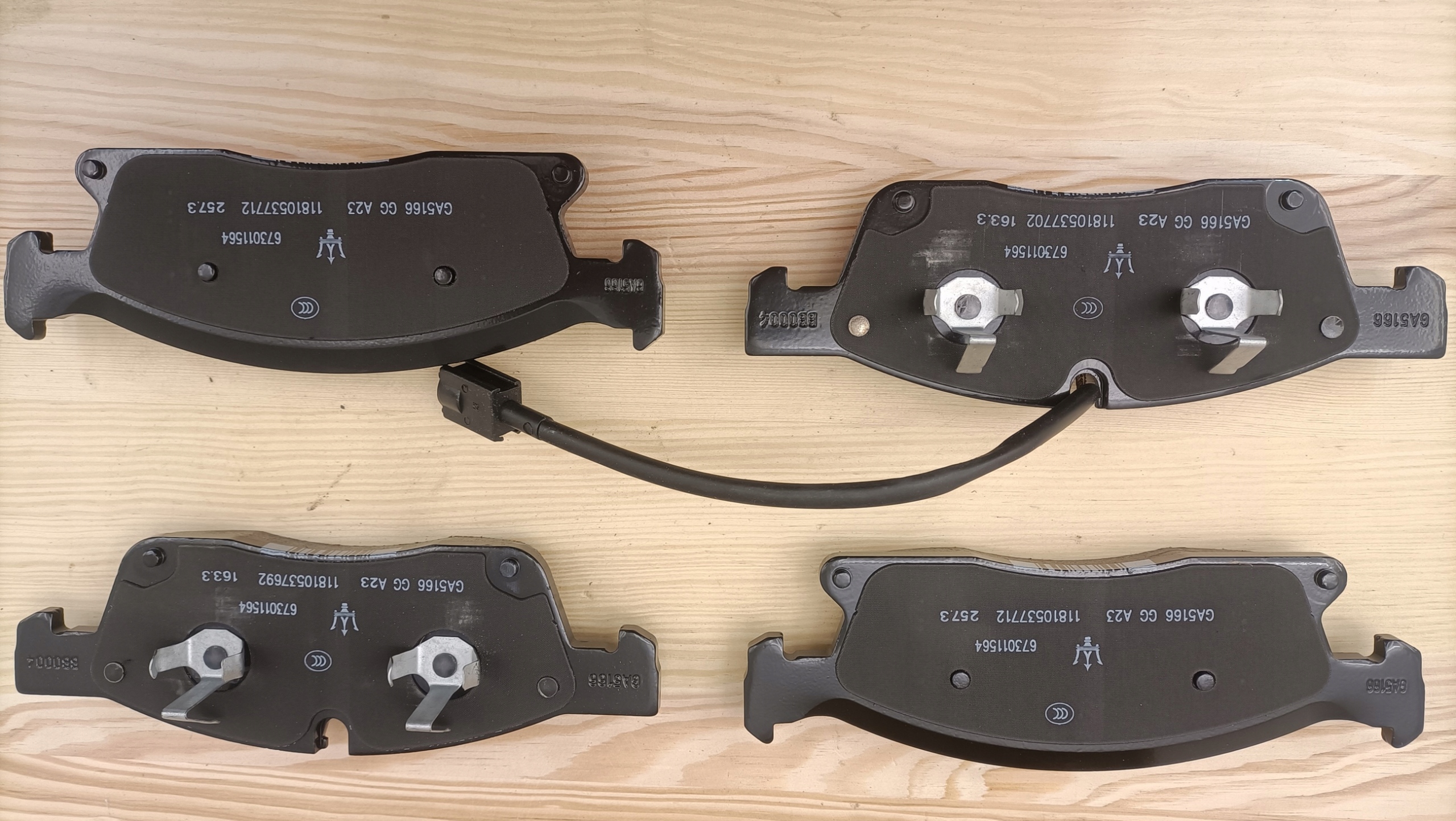 MASERATI LEVANTE plates front new Z LOGO KA18/014