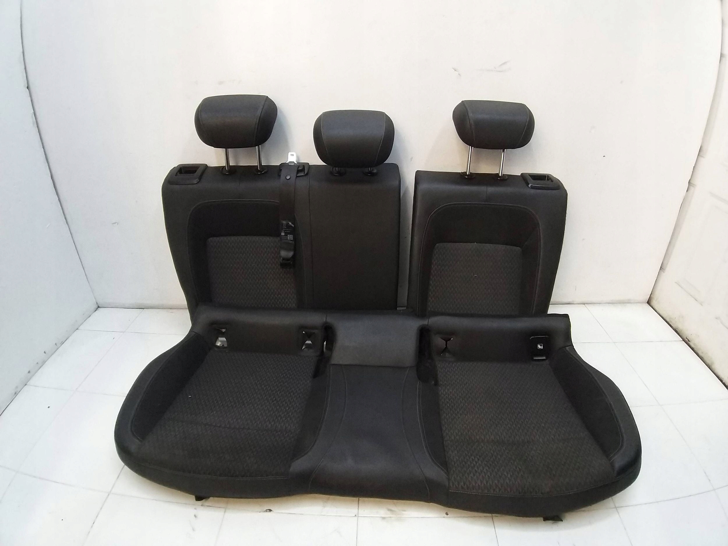 OPEL ASTRA V K Sitz OPARCIE Sitz heck POL Leder 15R