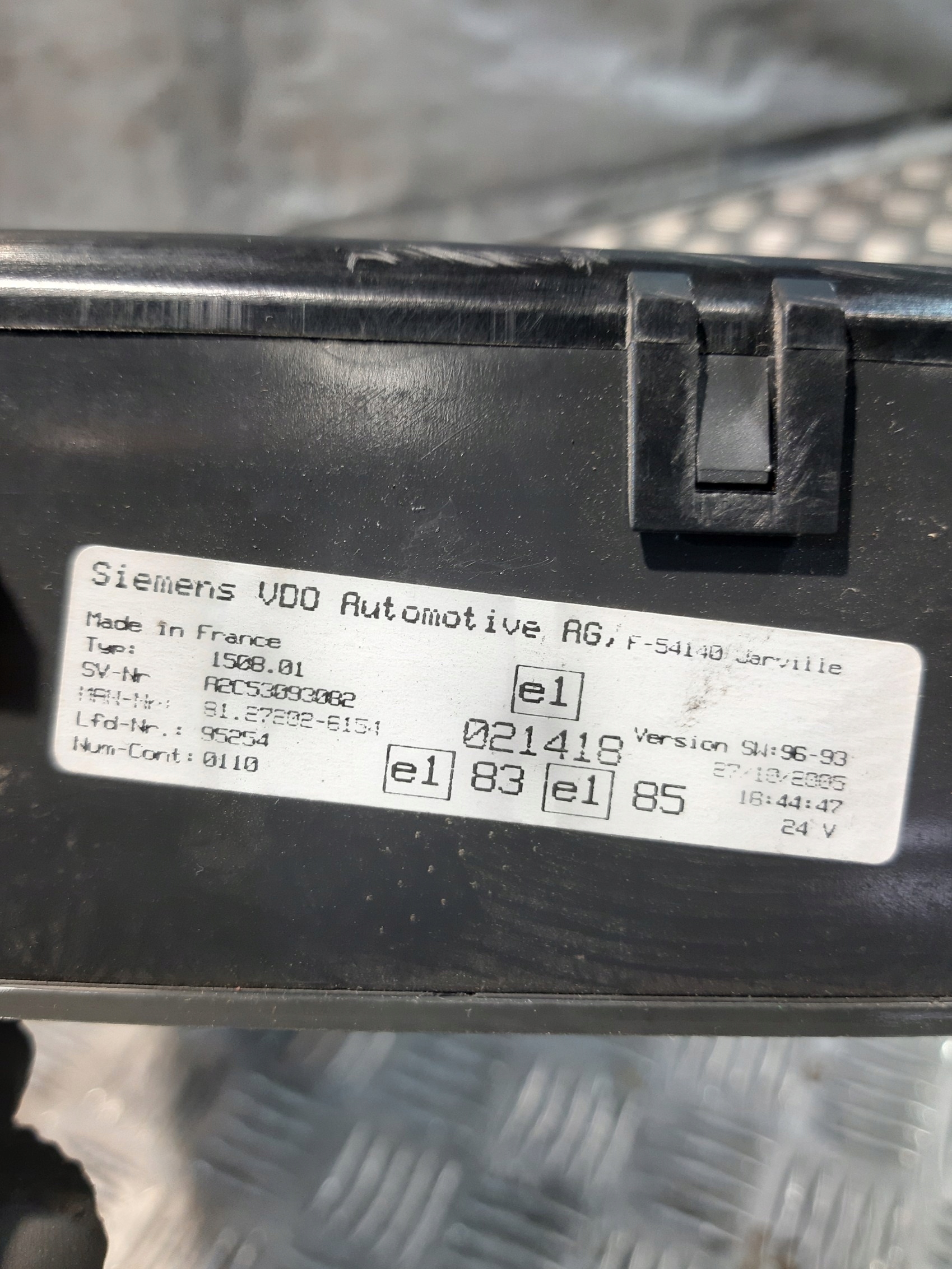 dials dials 81.27202-6151 VDO MAN running board wskaznikow