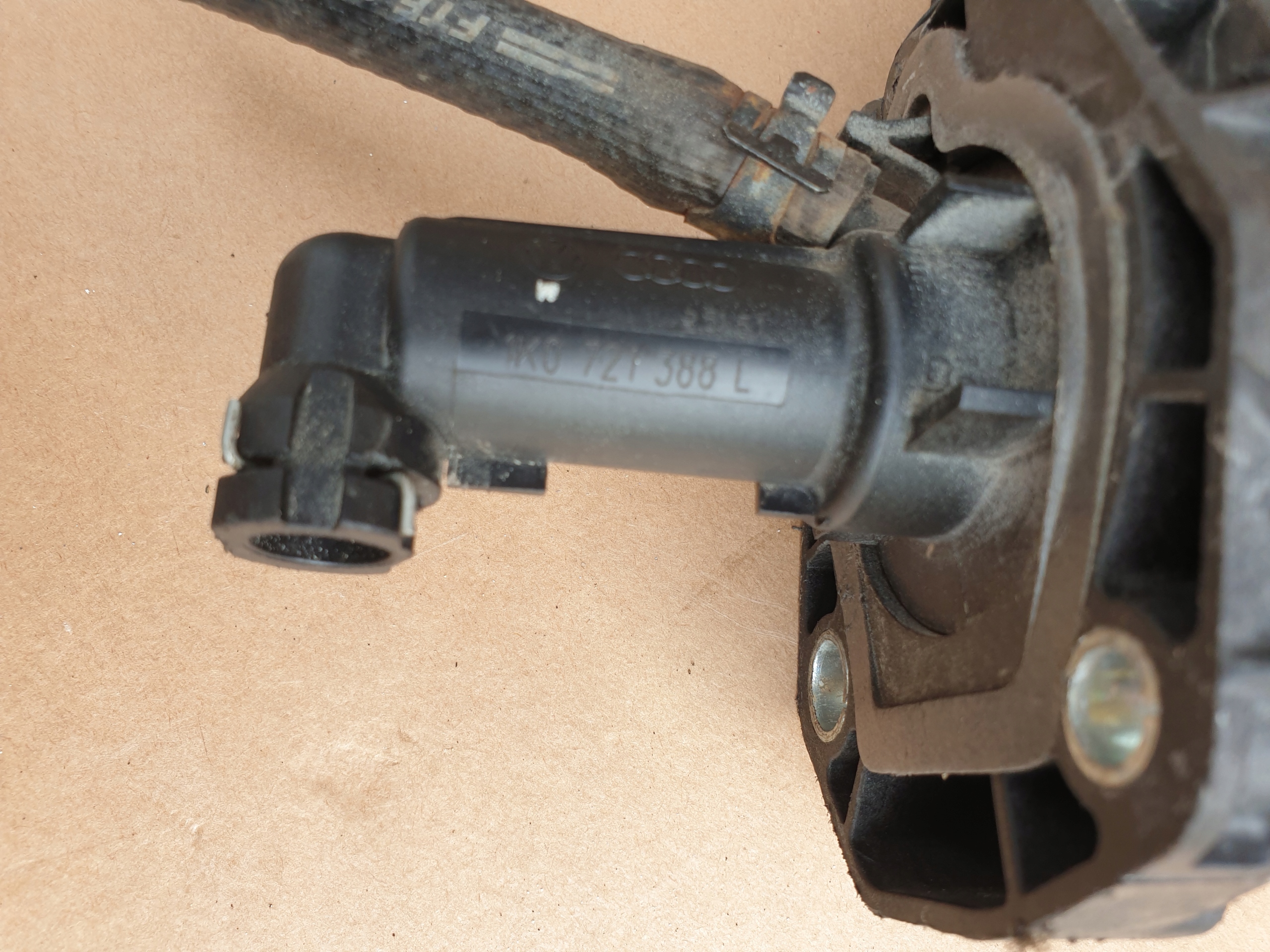 Pompe Embrayage Support plaque VW GOLF V SEAT SKODA
