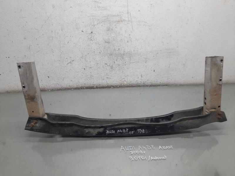 BELKA ZDERZAKA TYŁ AUDI A4 B8 AVANT 8K0807332A Typ samochodu Samochody osobowe