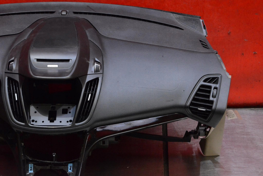 dashboard instrument panel console cockpit airbag EU FORD C-MAX MK2 15-19