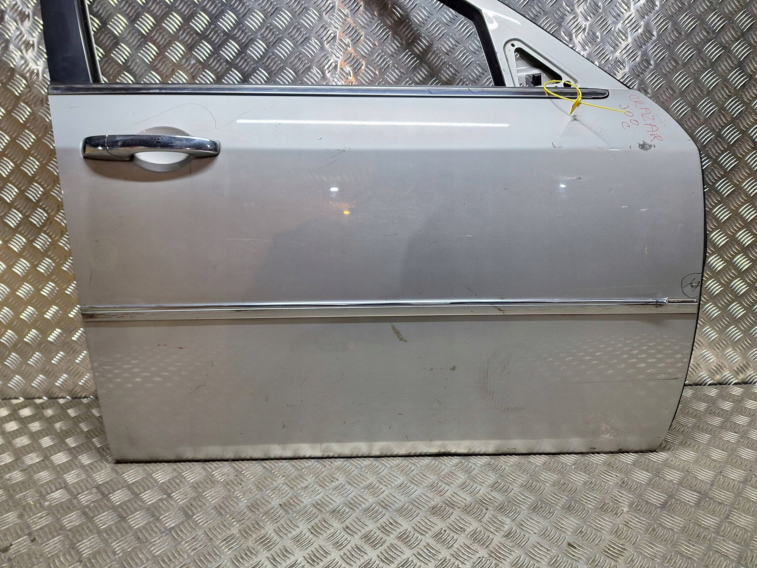 door right front CHRYSLER 300C 04-10 complete