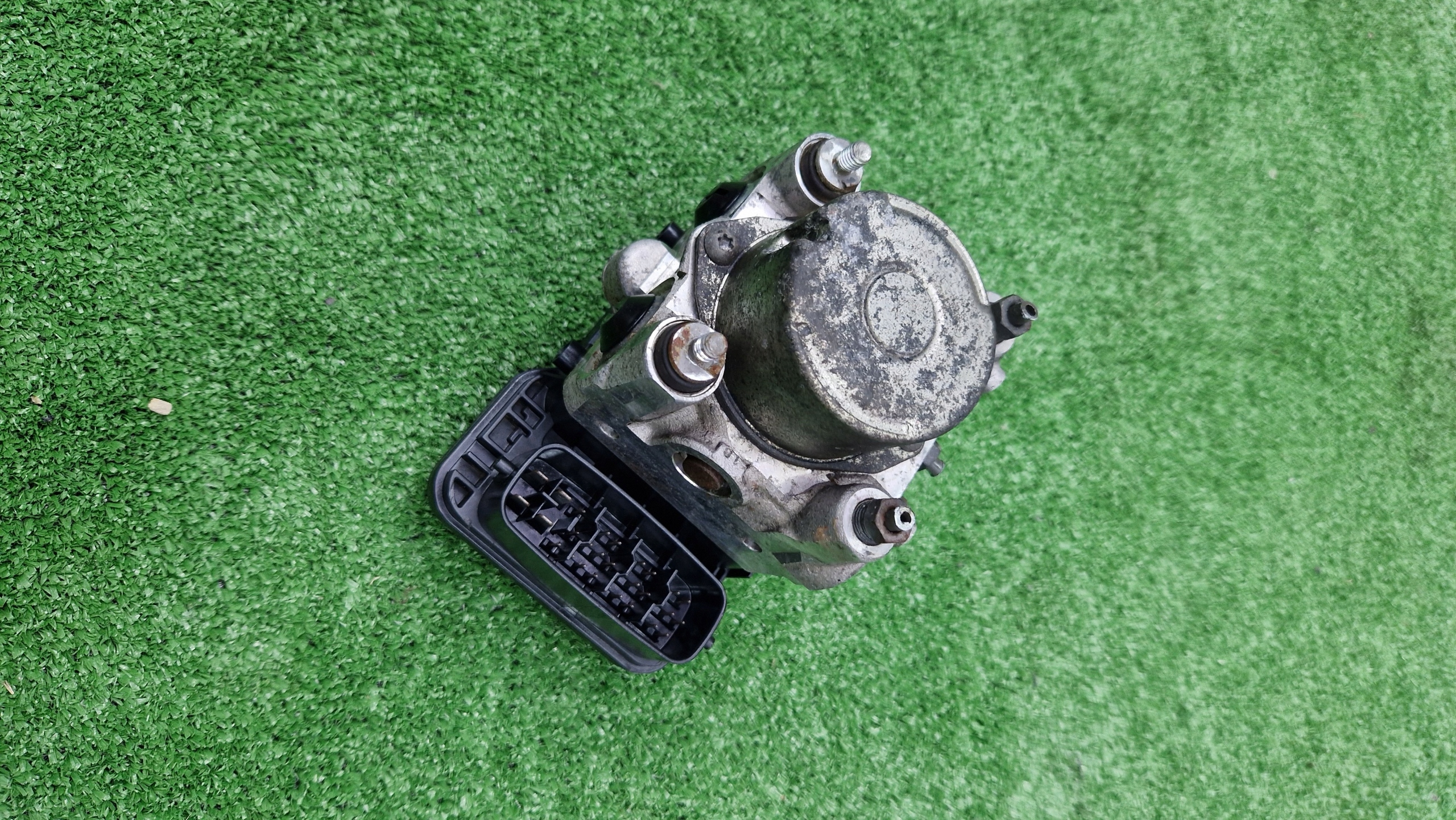 control unit pump ABS SUZUKI JIMNY 5610076J0 2005R > 2014R LIFT