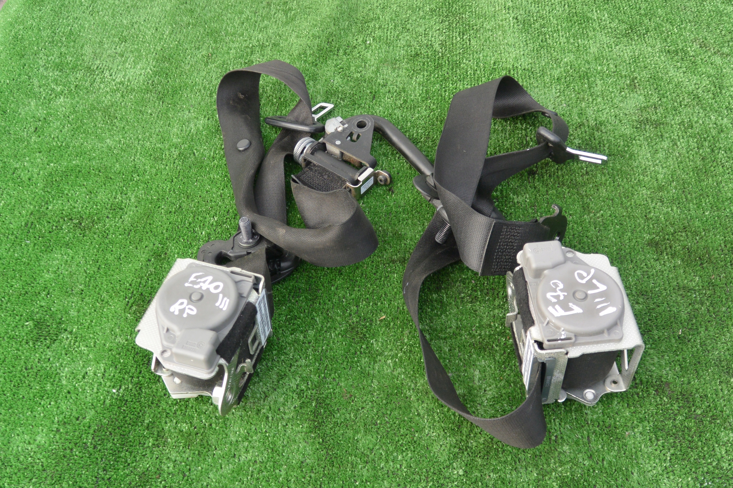 GURTEN SICHERHEITS VORNE BMW X5 X6 E70 E71 KPL
