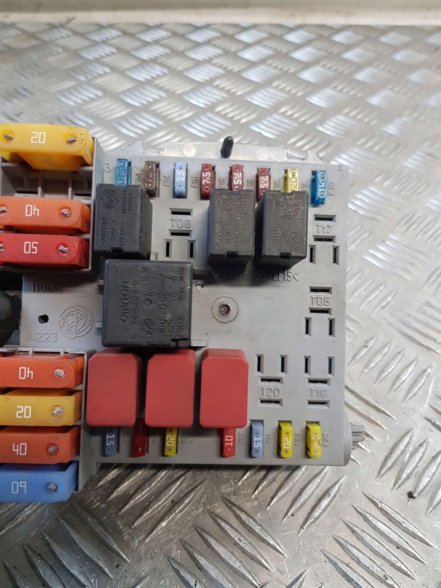 Module fusibles 50510968 ALFA ROMEO 159 1.9 JTD