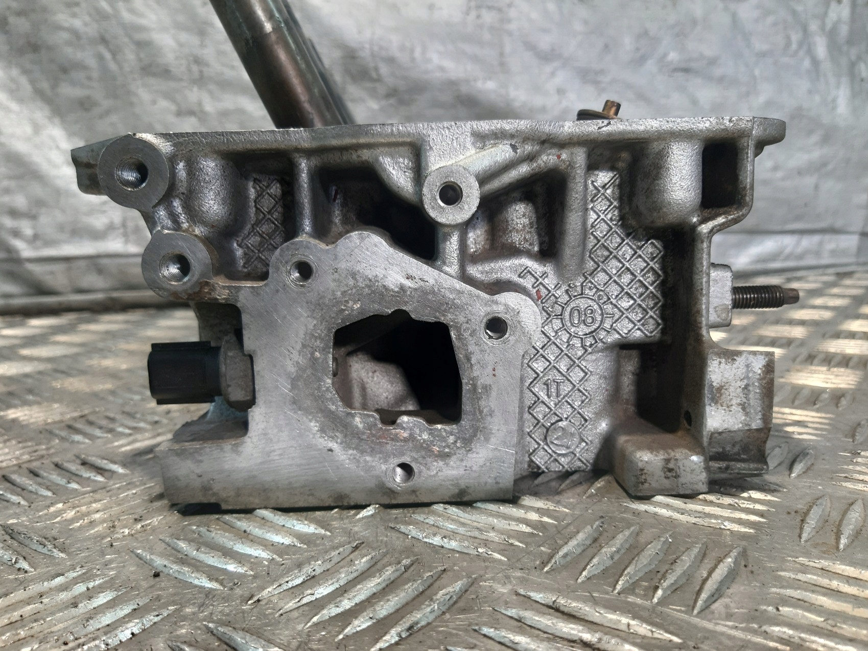 TESTATA RENAULT CLIO III 1.2TCE 8200460196