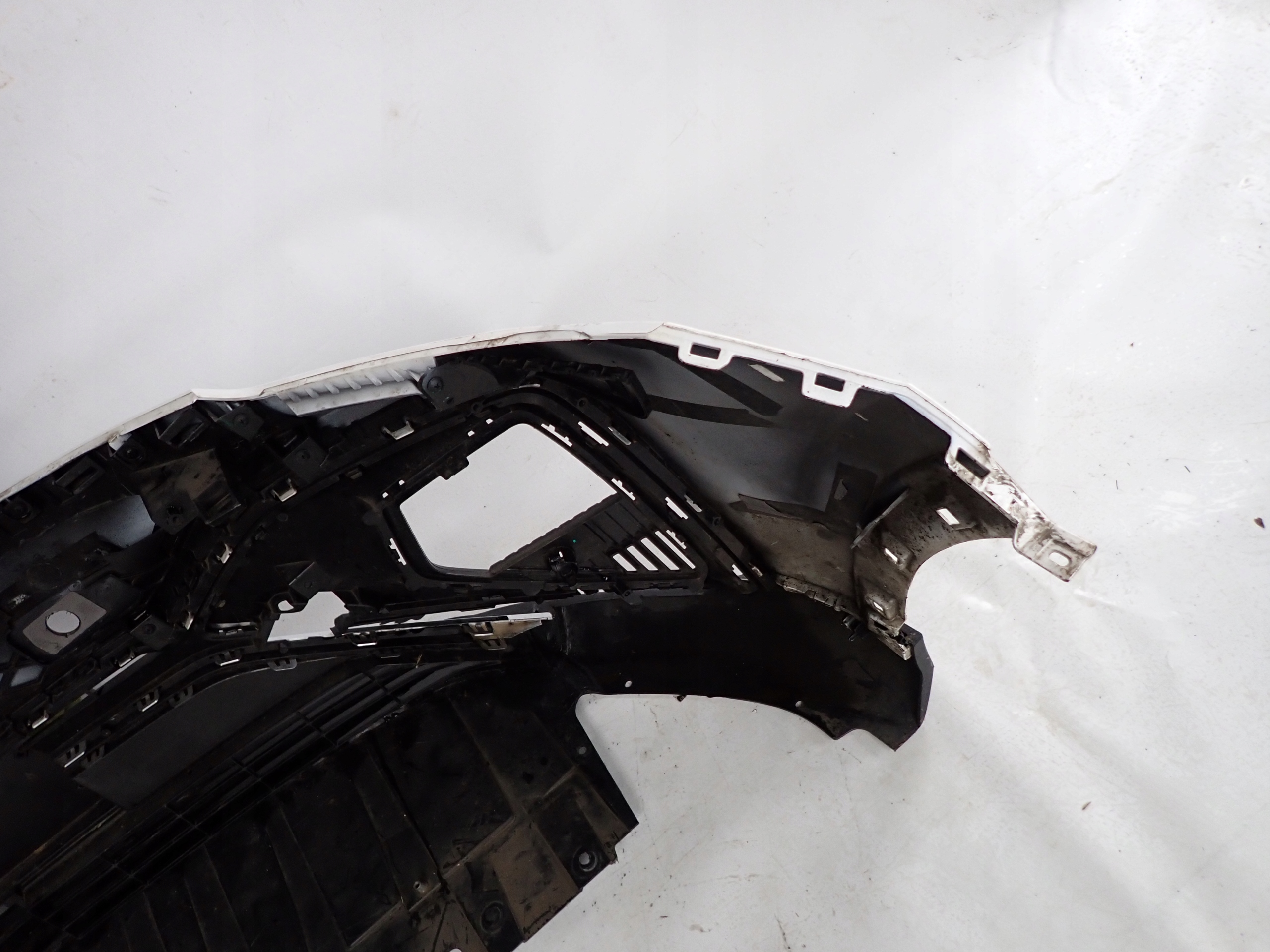 MG MARVEL R 20- bumper front front P11017697 PDC