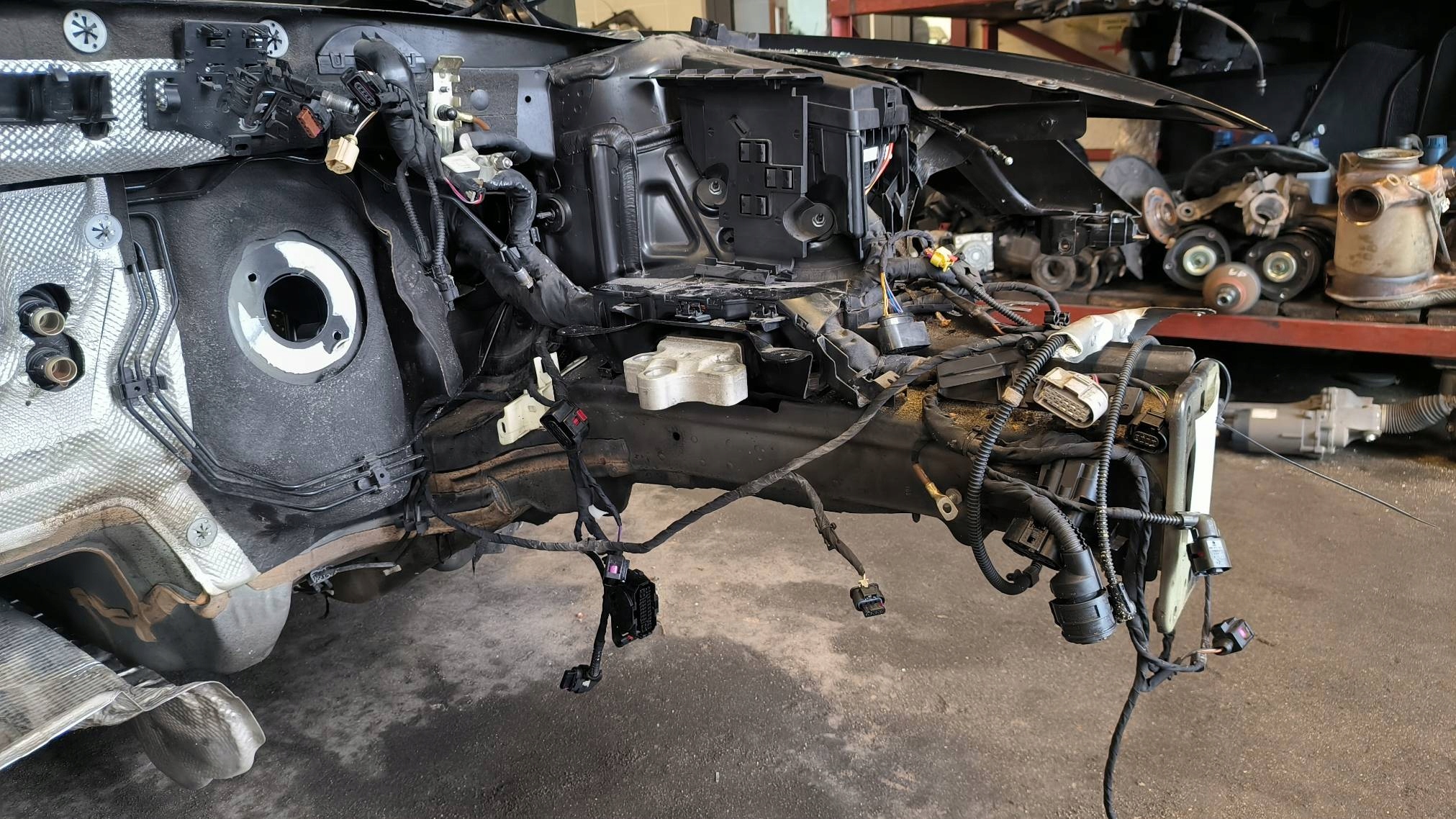 quarter left front LB7R VOLKSWAGEN PASSAT B8