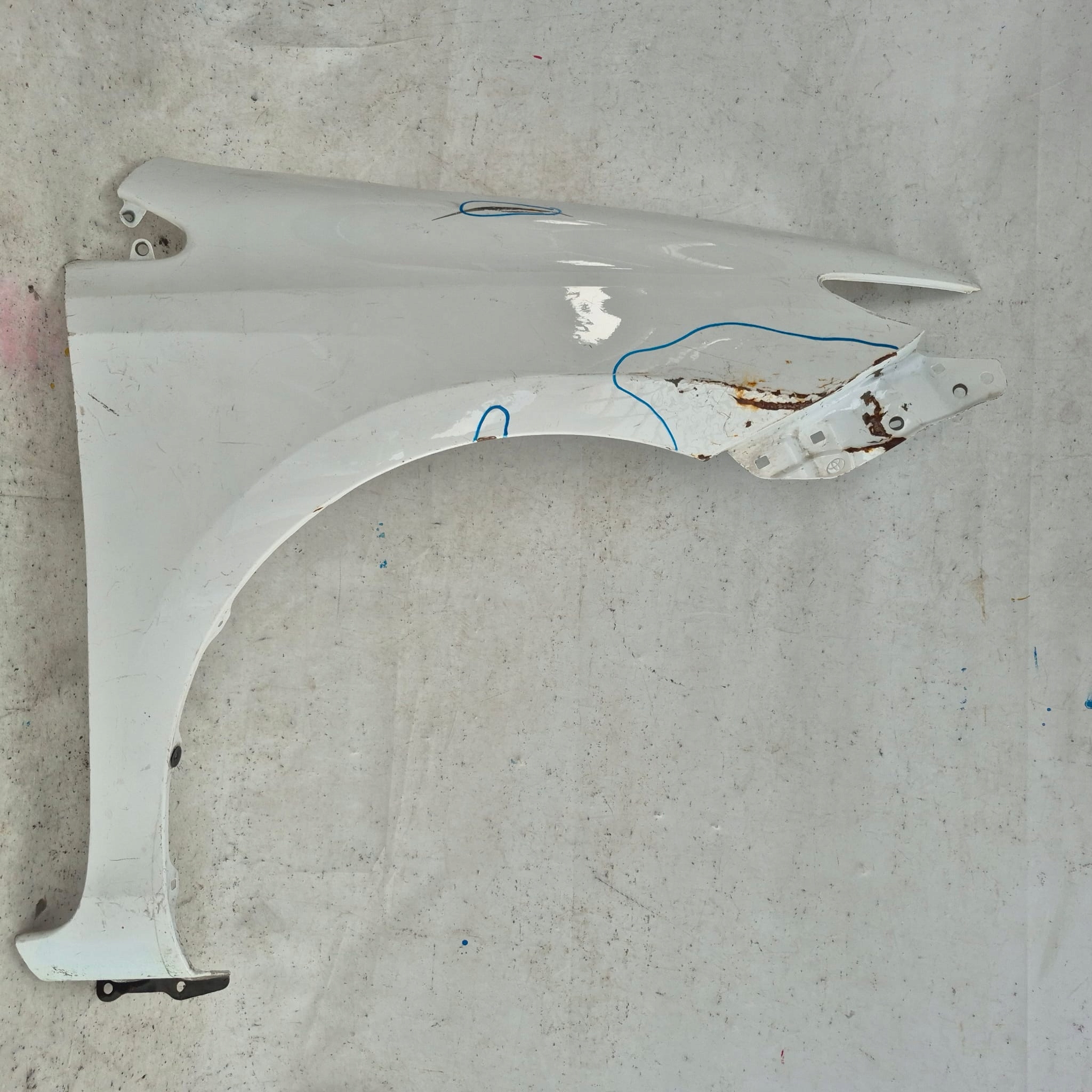 TOYOTA AURIS II 2 12-18 fender front front right
