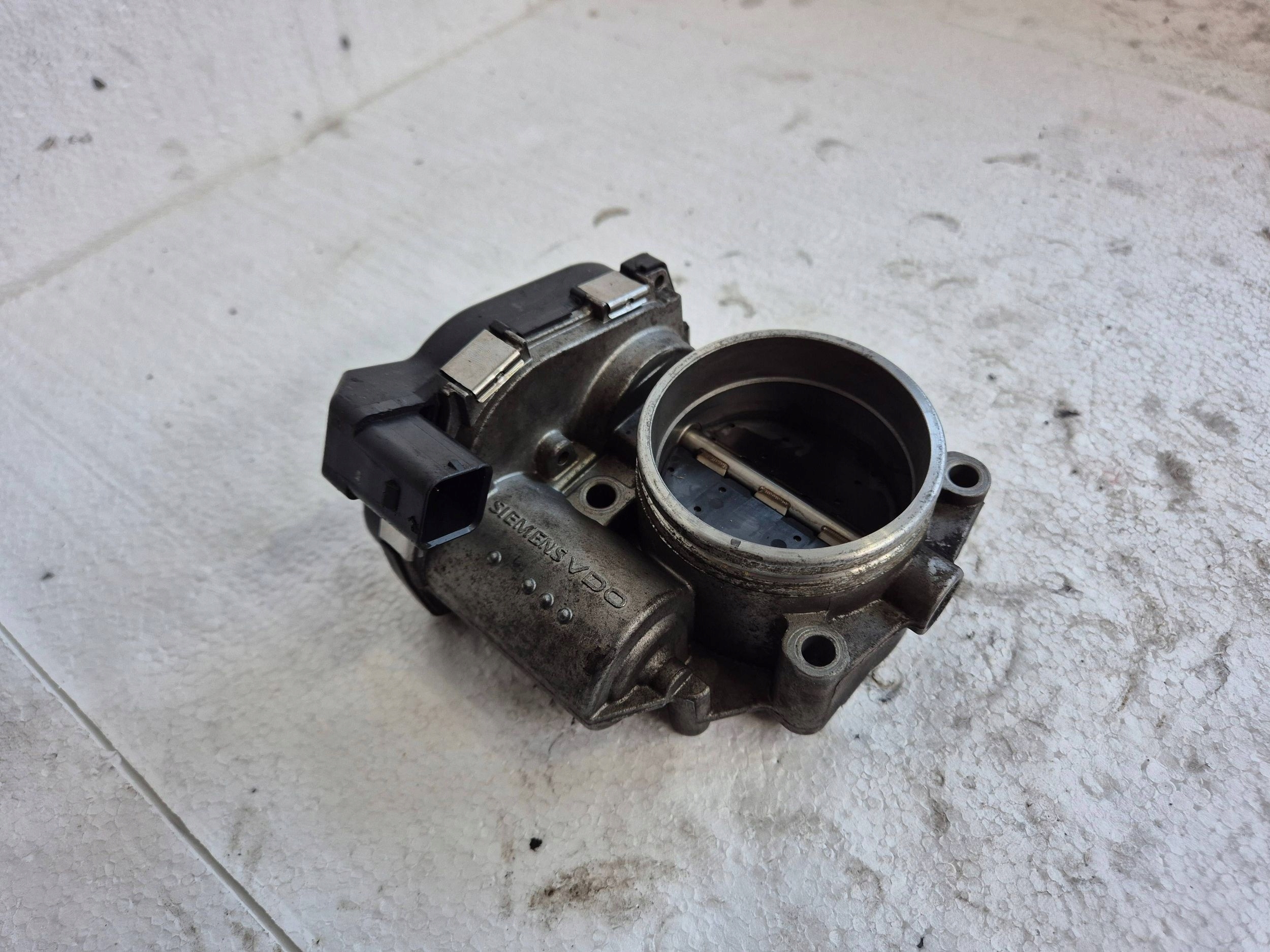 Vanne boitier papillon 7561066-01 BMW E60 E61 E81 E87 E90 E91