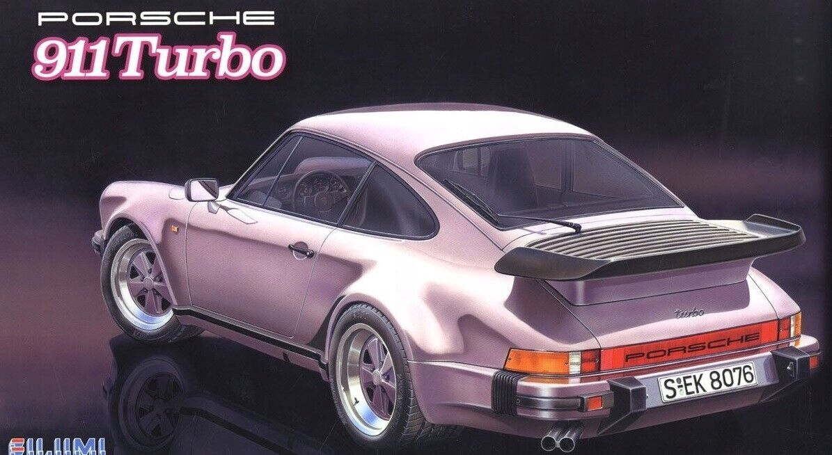 Porsche 911 Turbo 1:24 Fujimi Model 126852