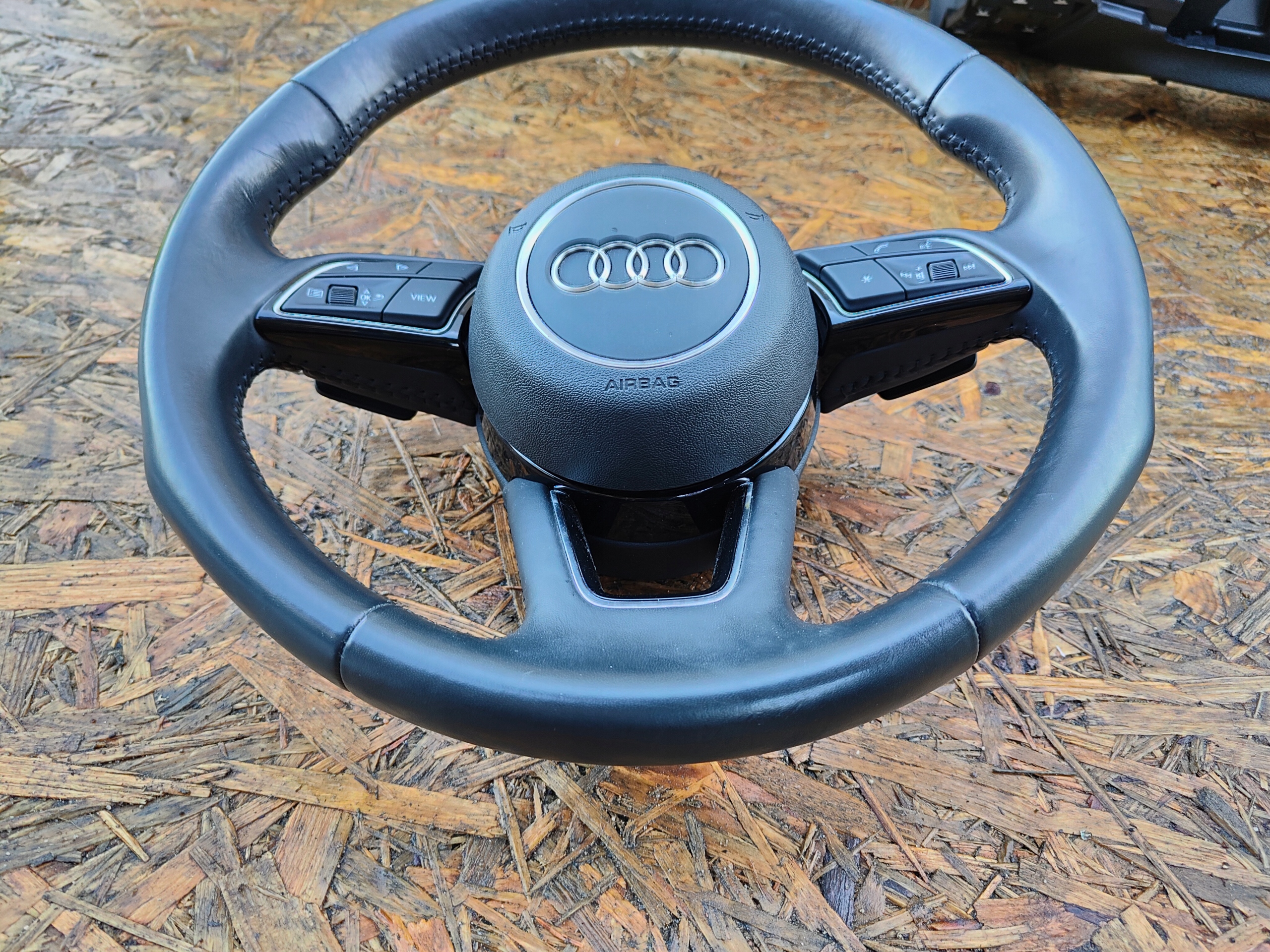 steering wheel, AUDI A1 82A AUTOMAT with shifting 82A419091C