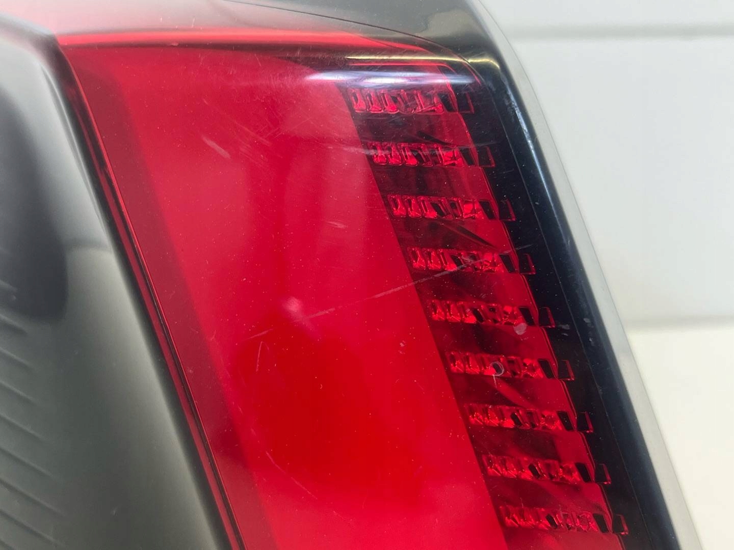 light rear left side Peugeot 3008 2 2019 9810477180