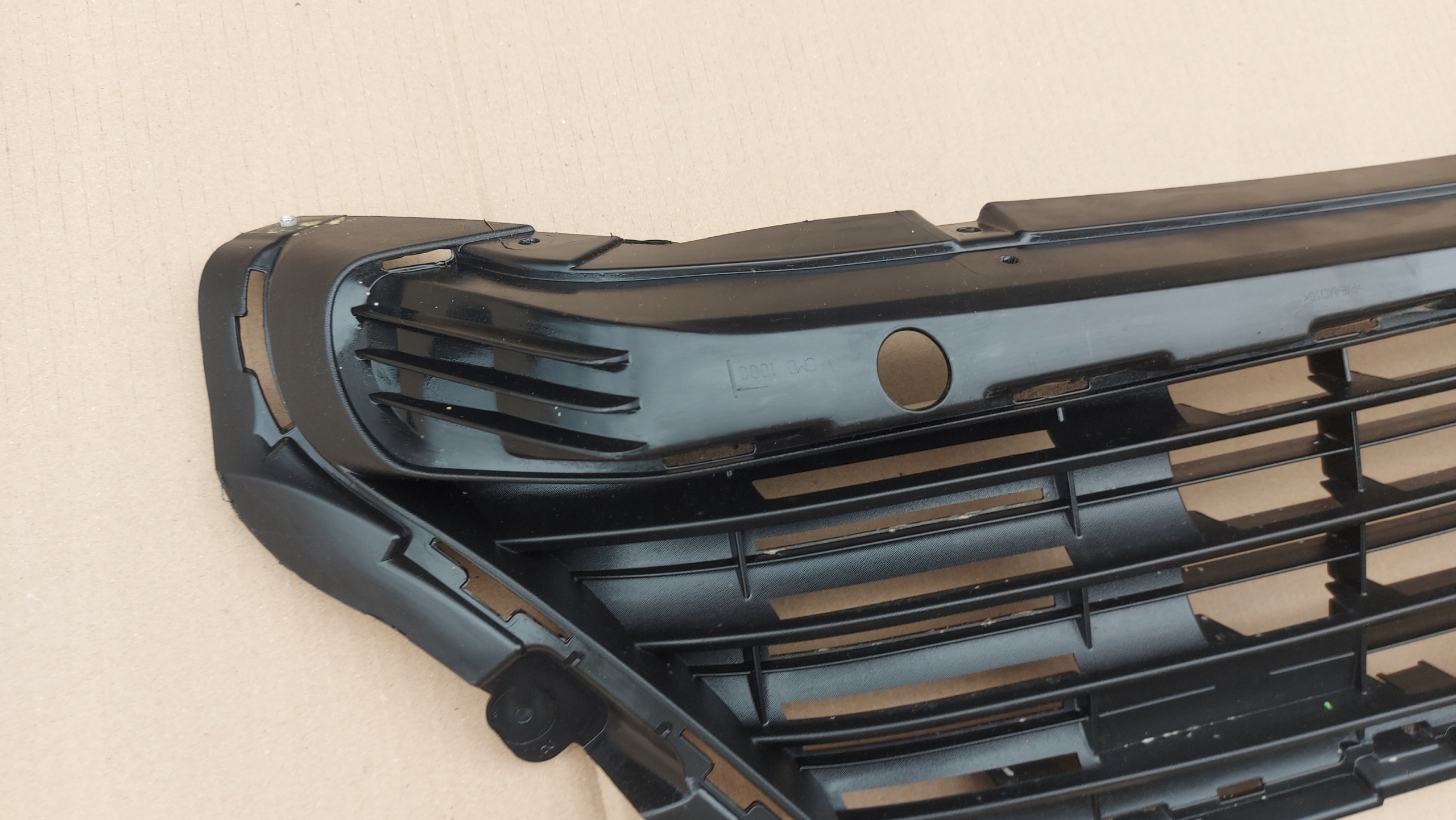 grid of a bumper central front front TOYOTA PROACE CITY OPEL COMBO E 18