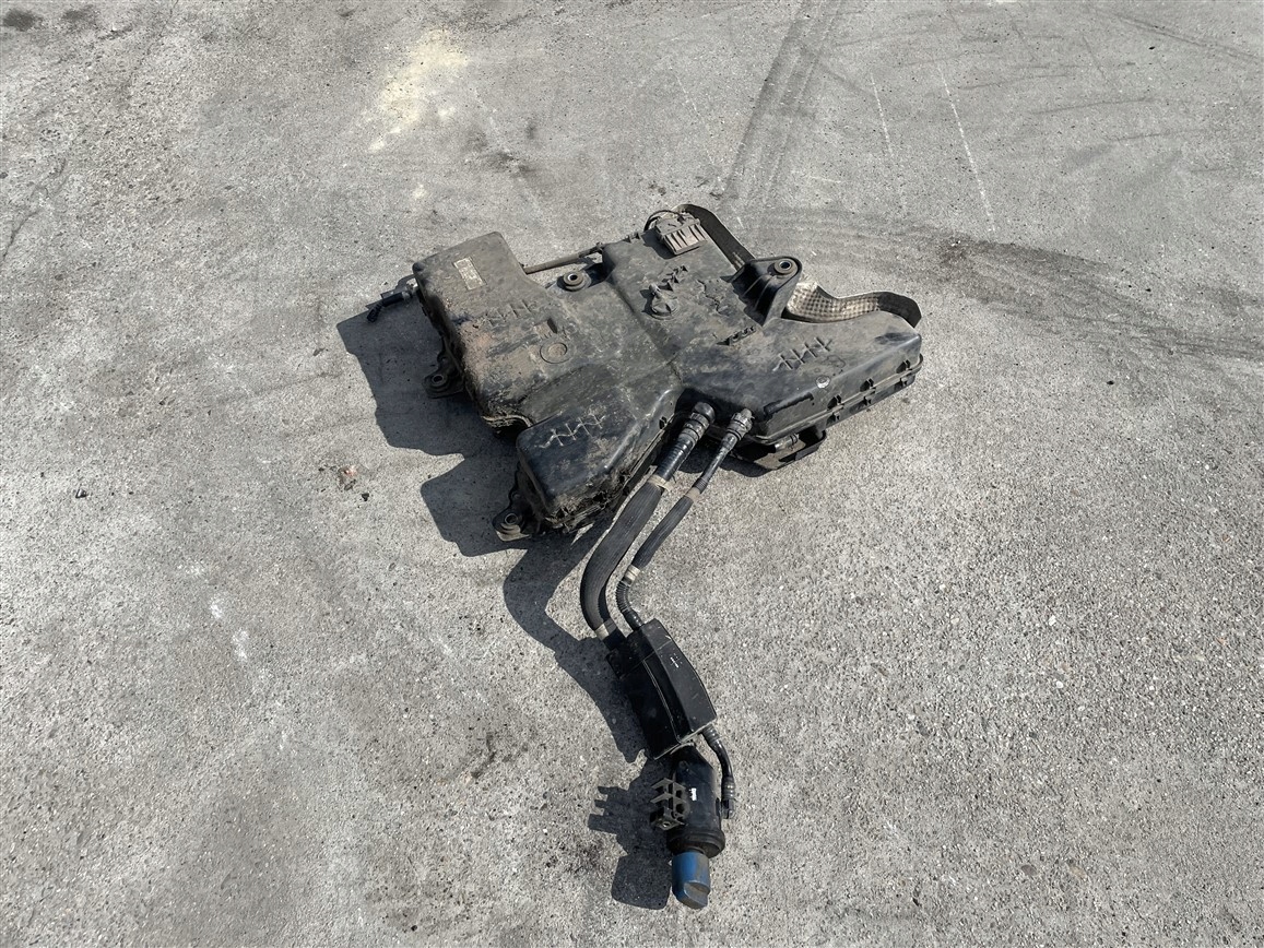 ZBIORNIK ADBLUE POMPKA VW CRAFTER II 2 MAN TGE 2017-2023R