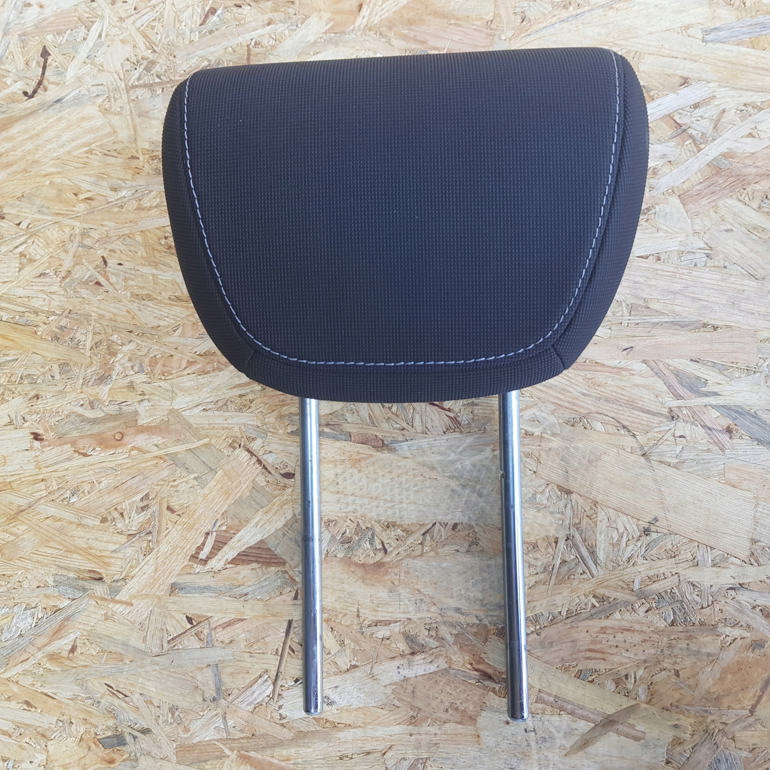 540985 - FORD FOCUS MK3 10-15R ПОДГОЛОВНИК ЛЕВЫЙ ЗАДНИЙ УНИВЕРСАЛ HB