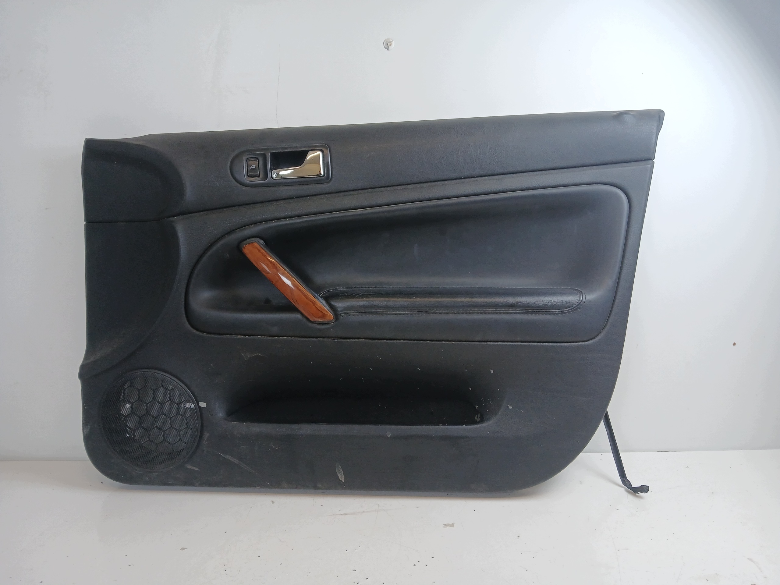 VW PASSAT B5 side door right front wood leather