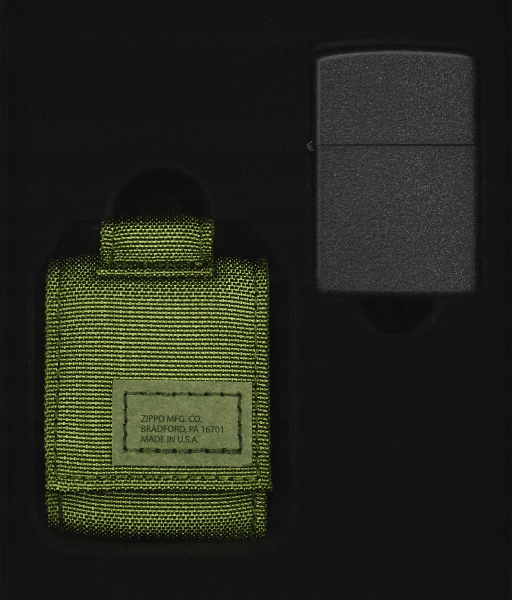 Sada Zippo Zapalovač Black Crackle Case Green 49400-000002 Větruodolný