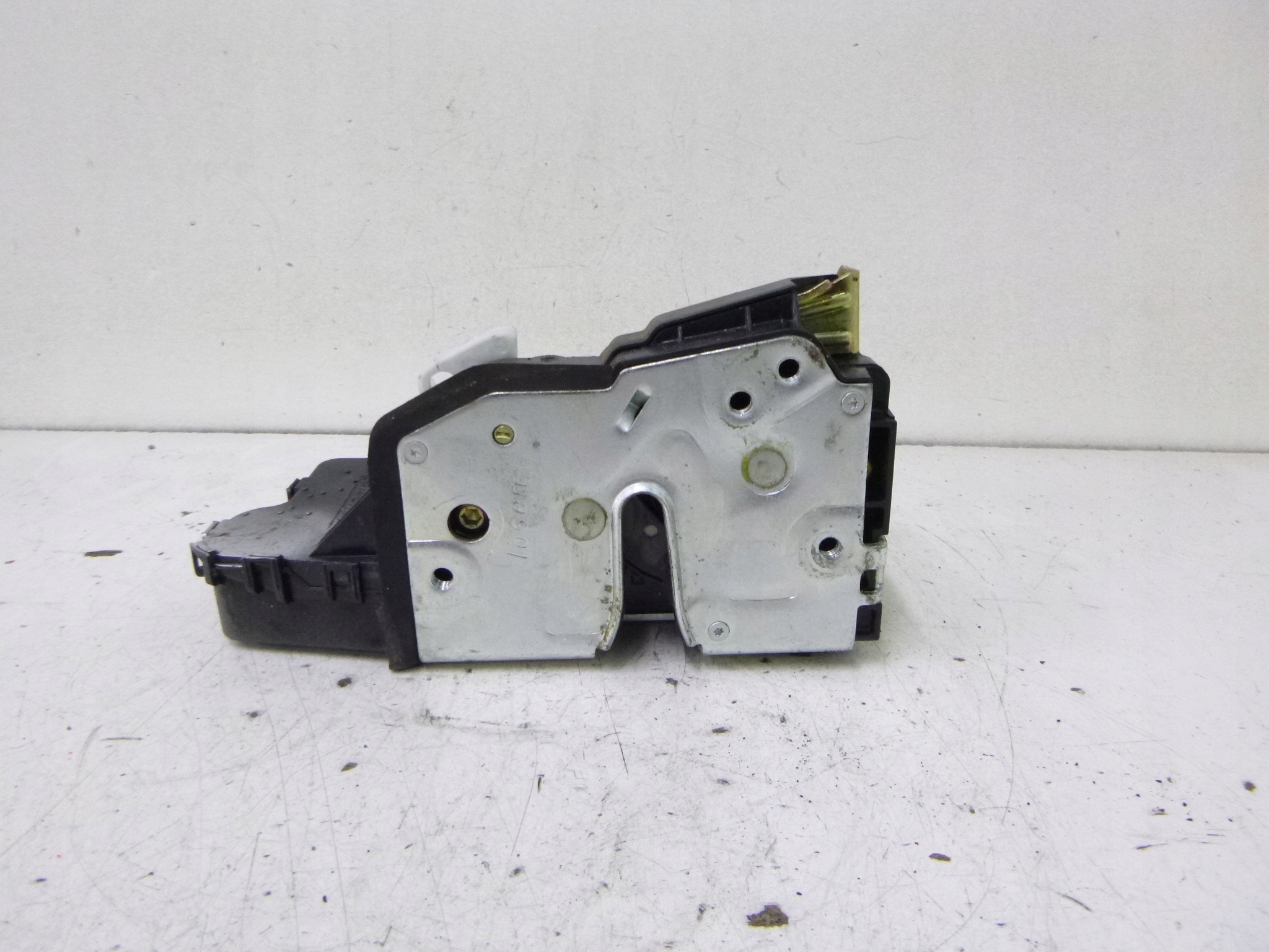 lock rear part right BMW E46 2003r.