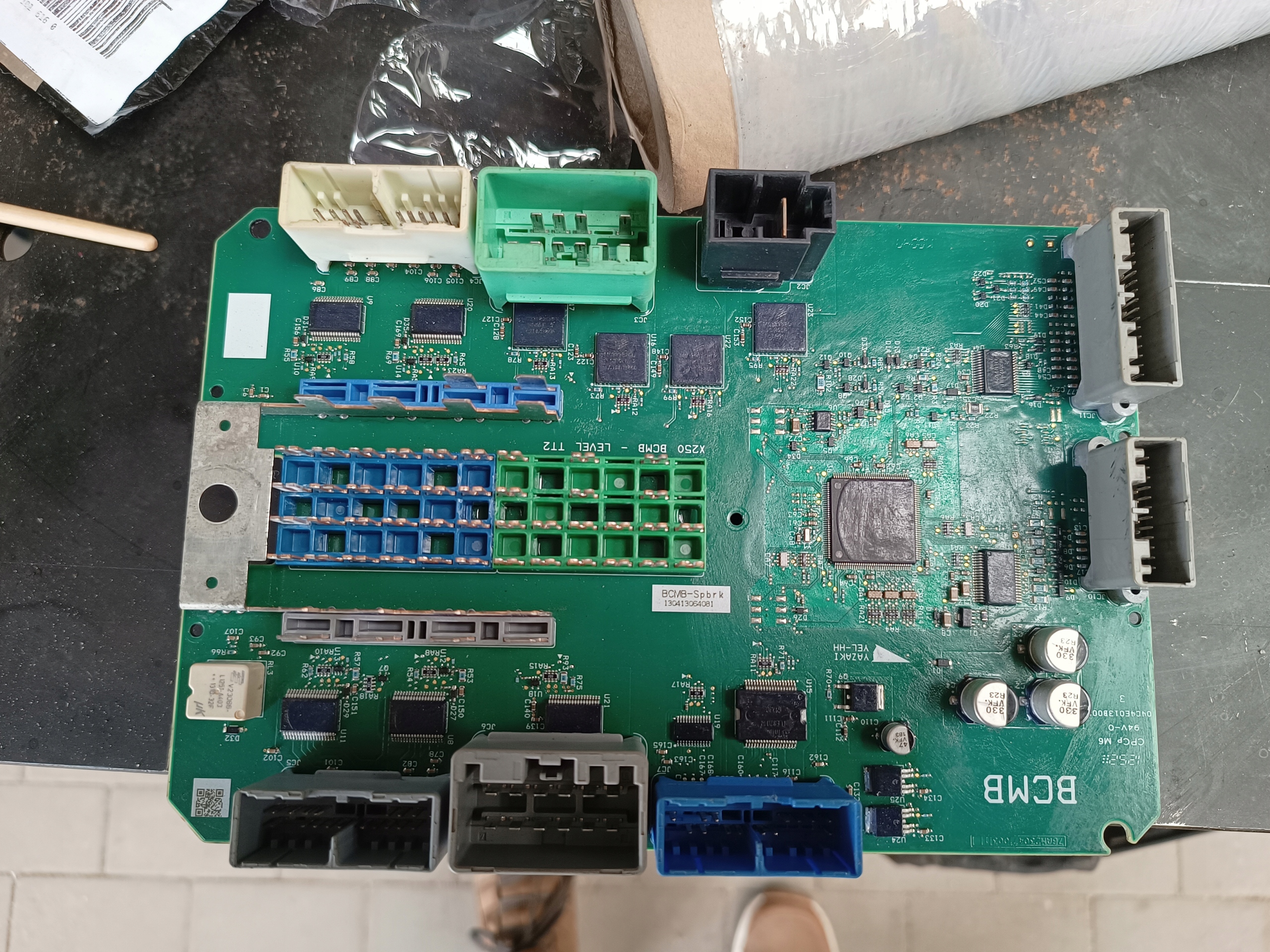 JAGUAR XF X250 LIFT - skrzynka bezpieczników BCM Wersja Europejska