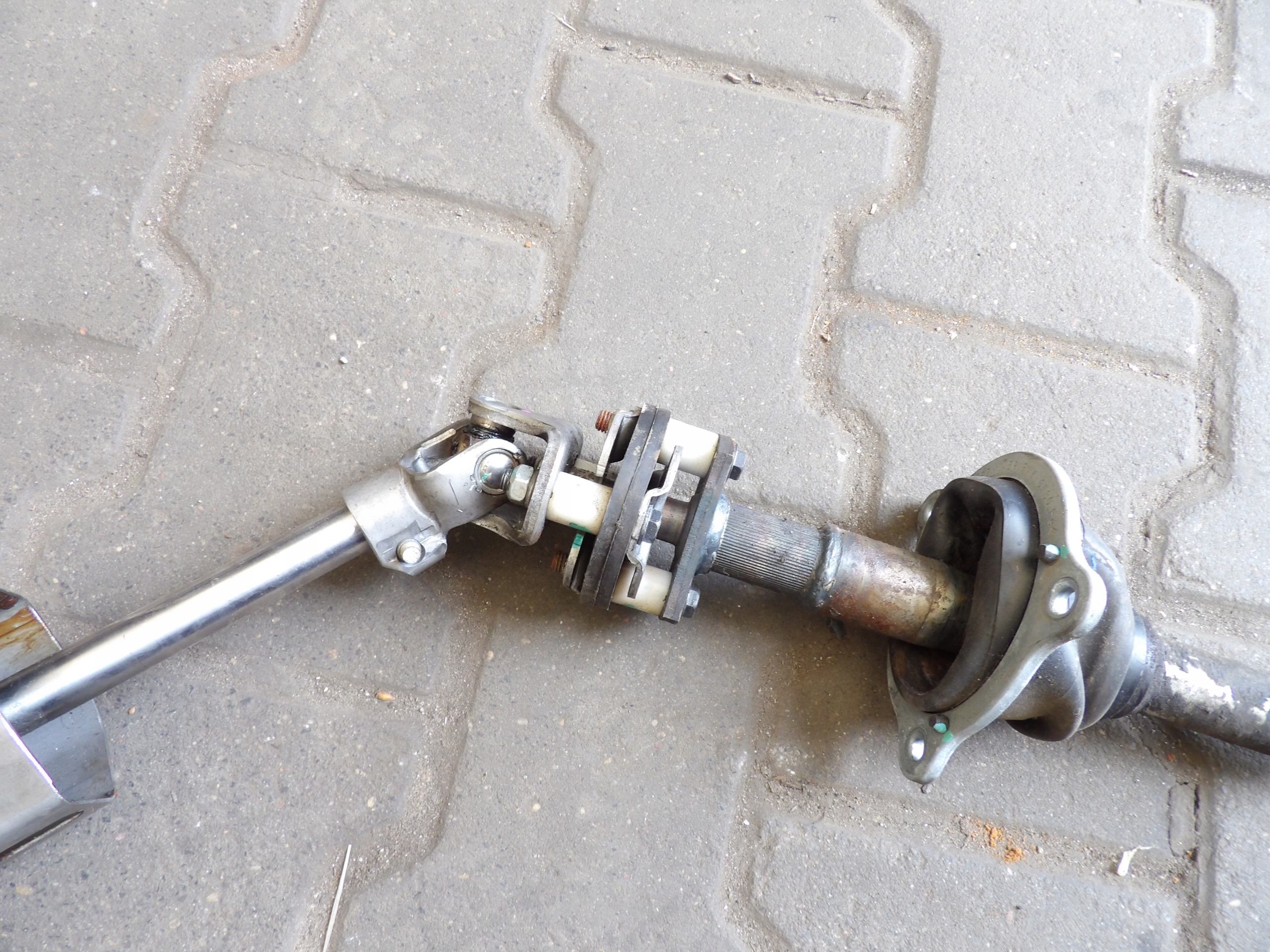 FORD RANGER V 2012-2019 steering wheel rod