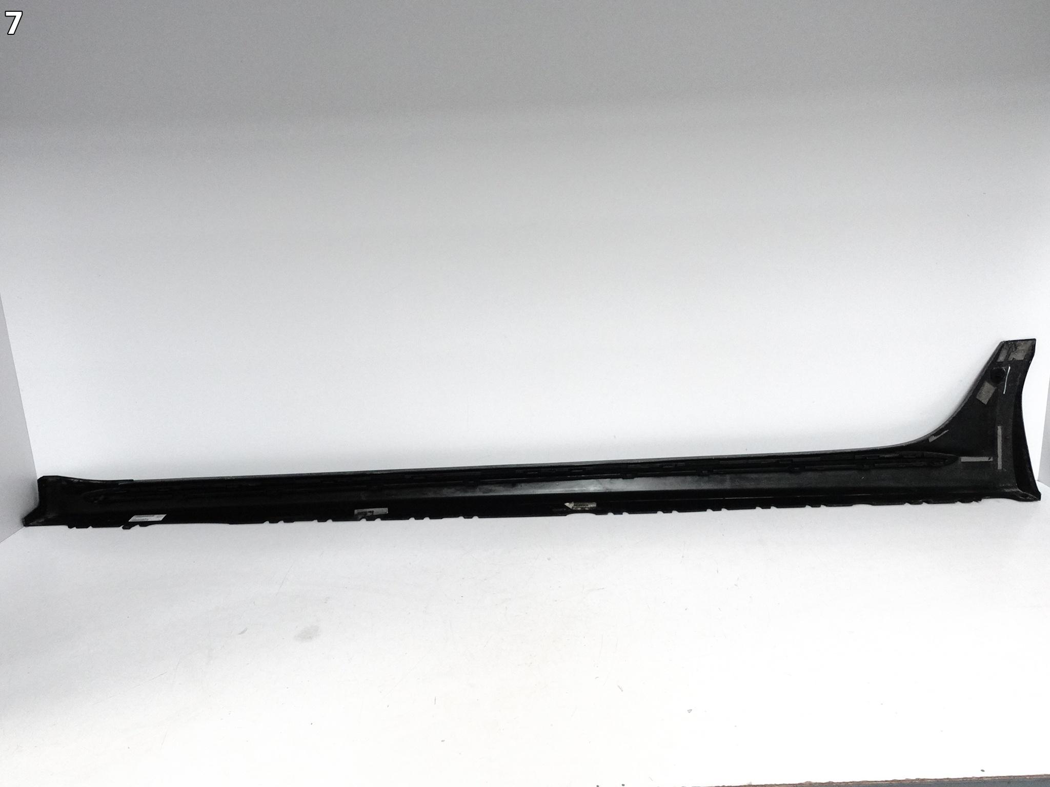AUDI RS4 B9 8W0 8W9 AVANT KOMBI 18-24 threshold moulding cap right
