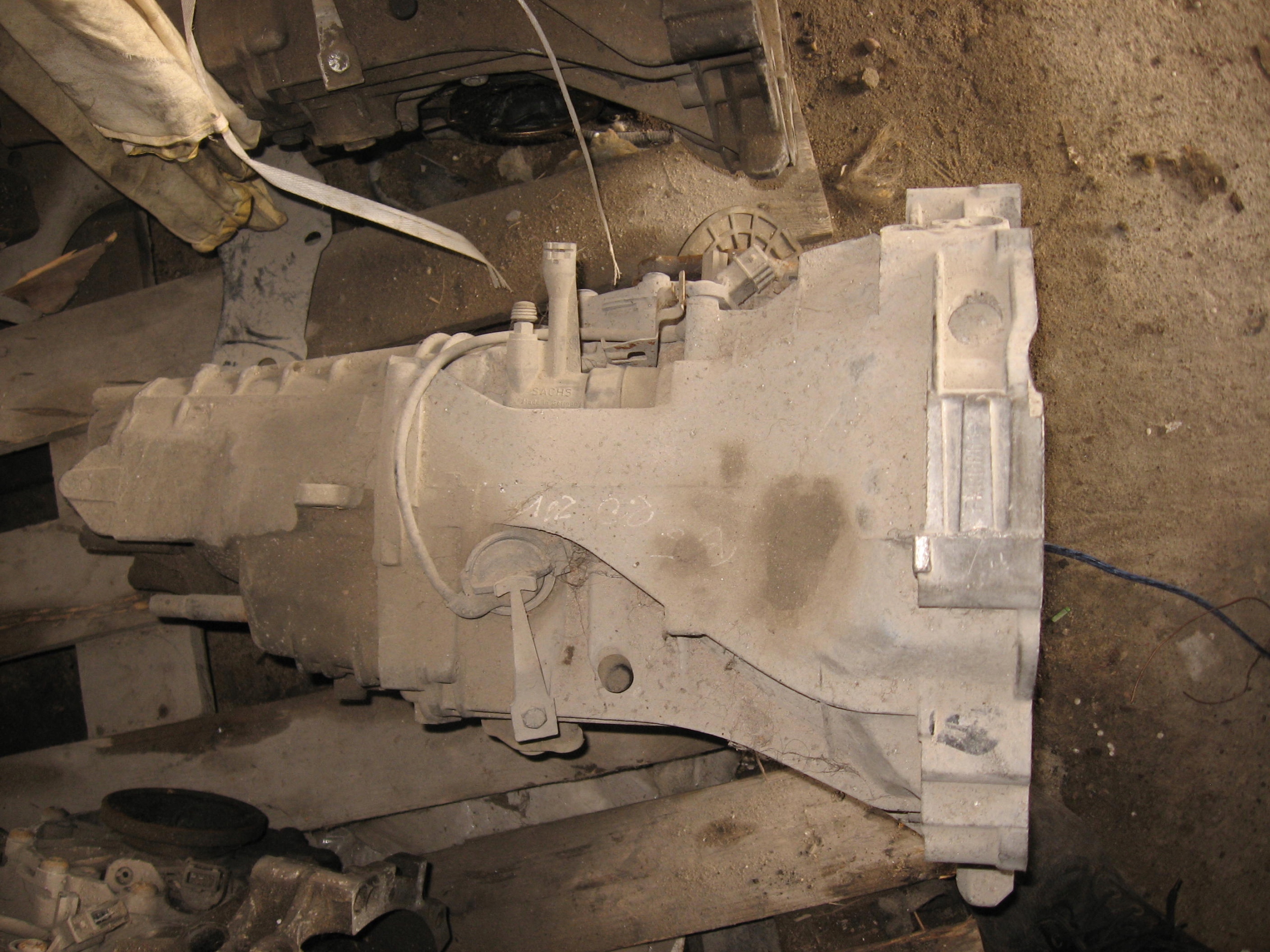 SKRZYNIA BIEGÓW VW PASSAT 2.0 FXR