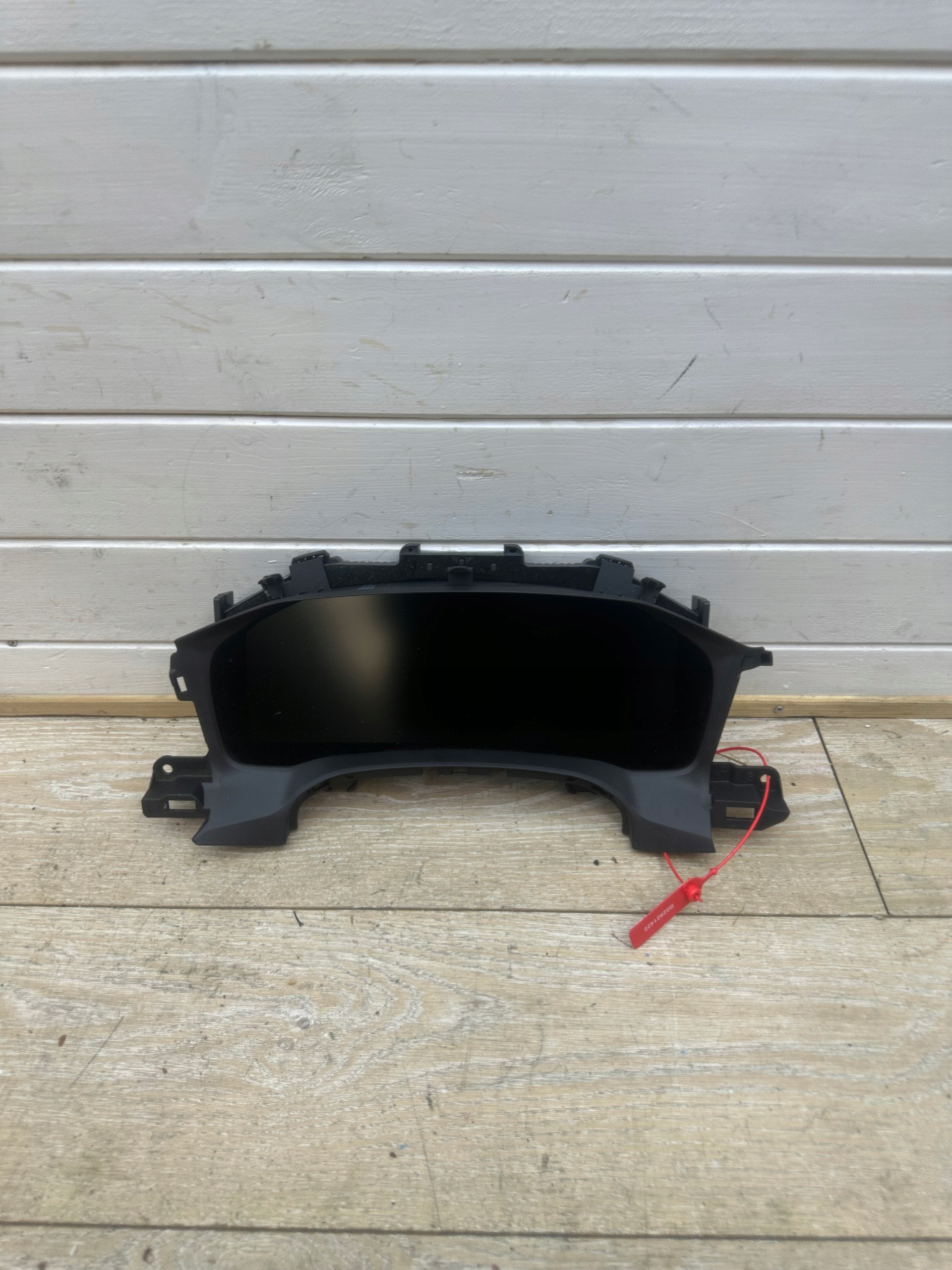 dials BMW 5 (G30) 5A1C199 2.0L gasoline 185kW 2020