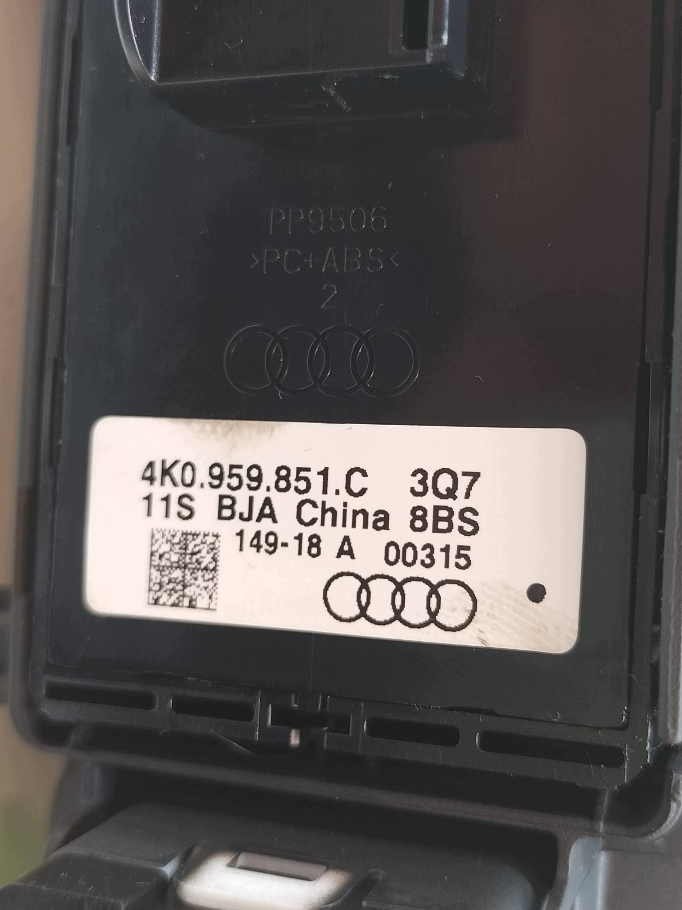 window control switch of mirrors left front handle 4N0959565 Audi A7 II C8