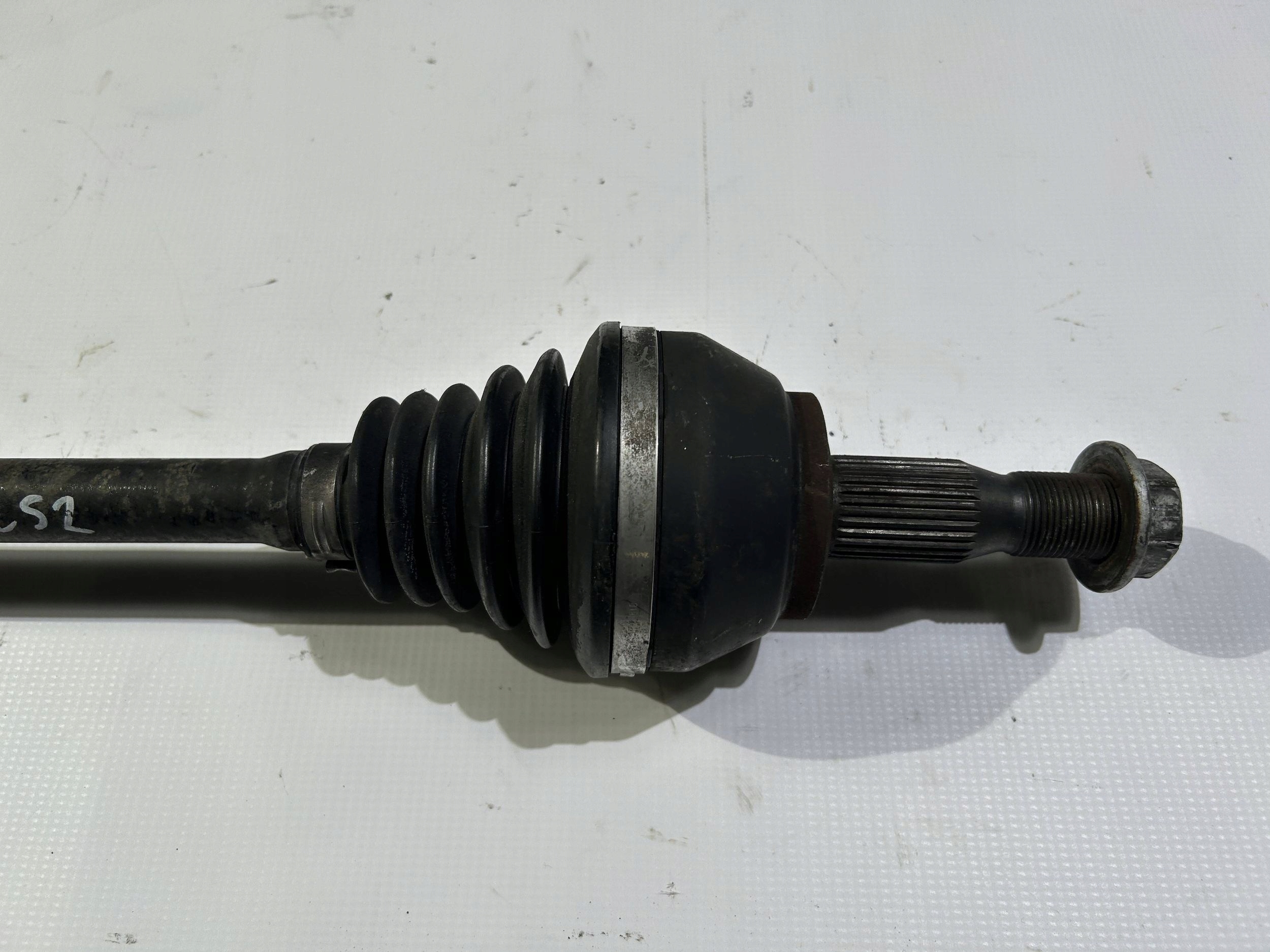 semi-axis rear part rear right left Chevrolet Corvette C6 2005r