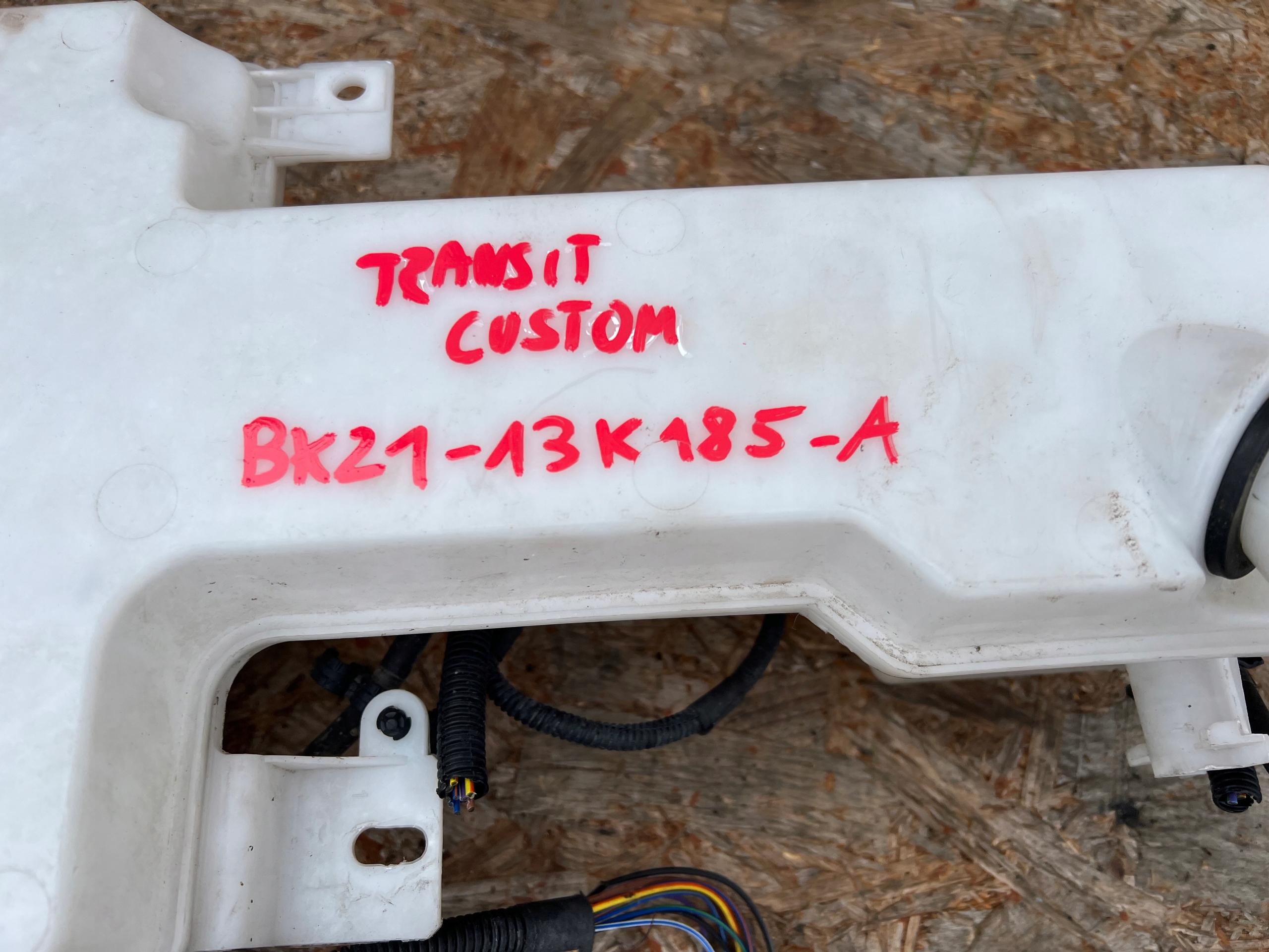 washer fluid tank FORD TRANSIT CUSTOM