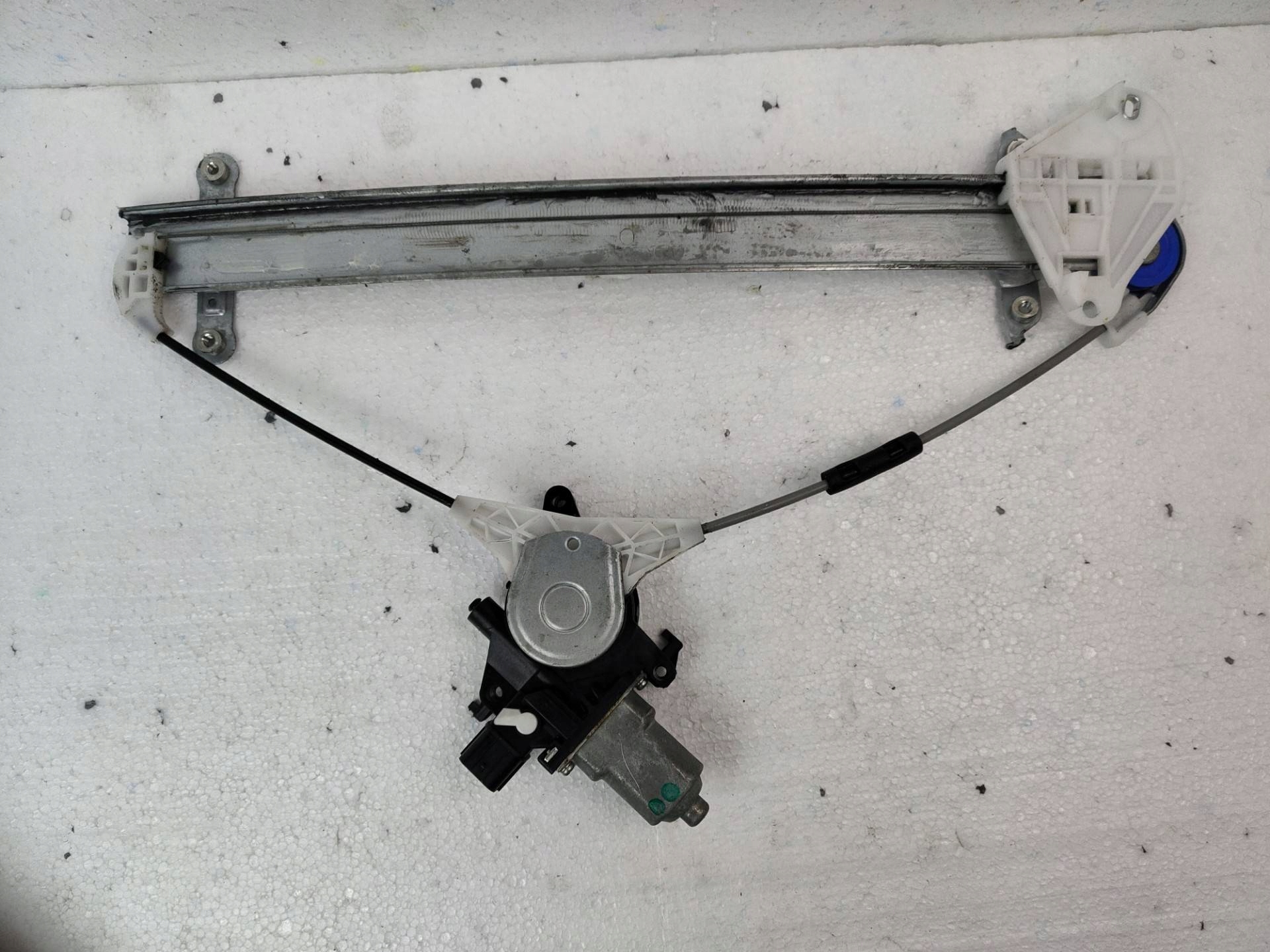 window regulator electrical front right side Subaru Legacy 6 facelift BN