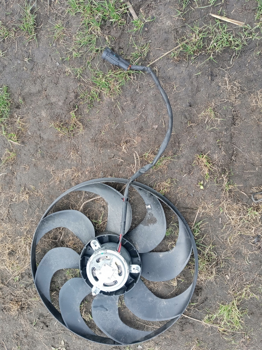 Car Third Brake Lights For Peugeot 3008 II C4 For Picasso II Red Lens High Level Third Stop Brake Light Trailer Indicator Light Stop Light Brake Light