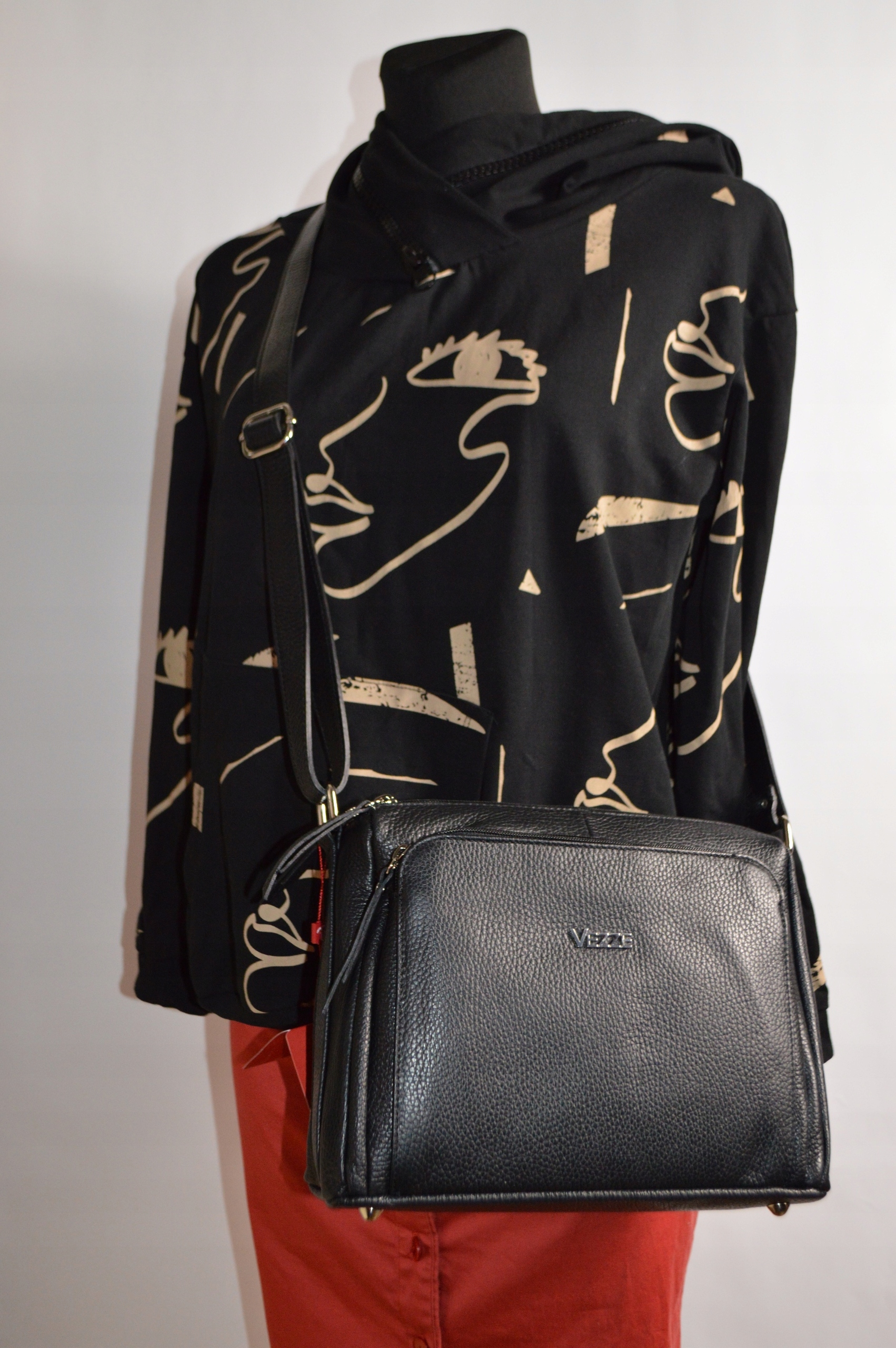 TOREBKA DAMSKA SKÓRA NATURALNA Listonoszka VEZZE Wzór dominujący bez wzoru