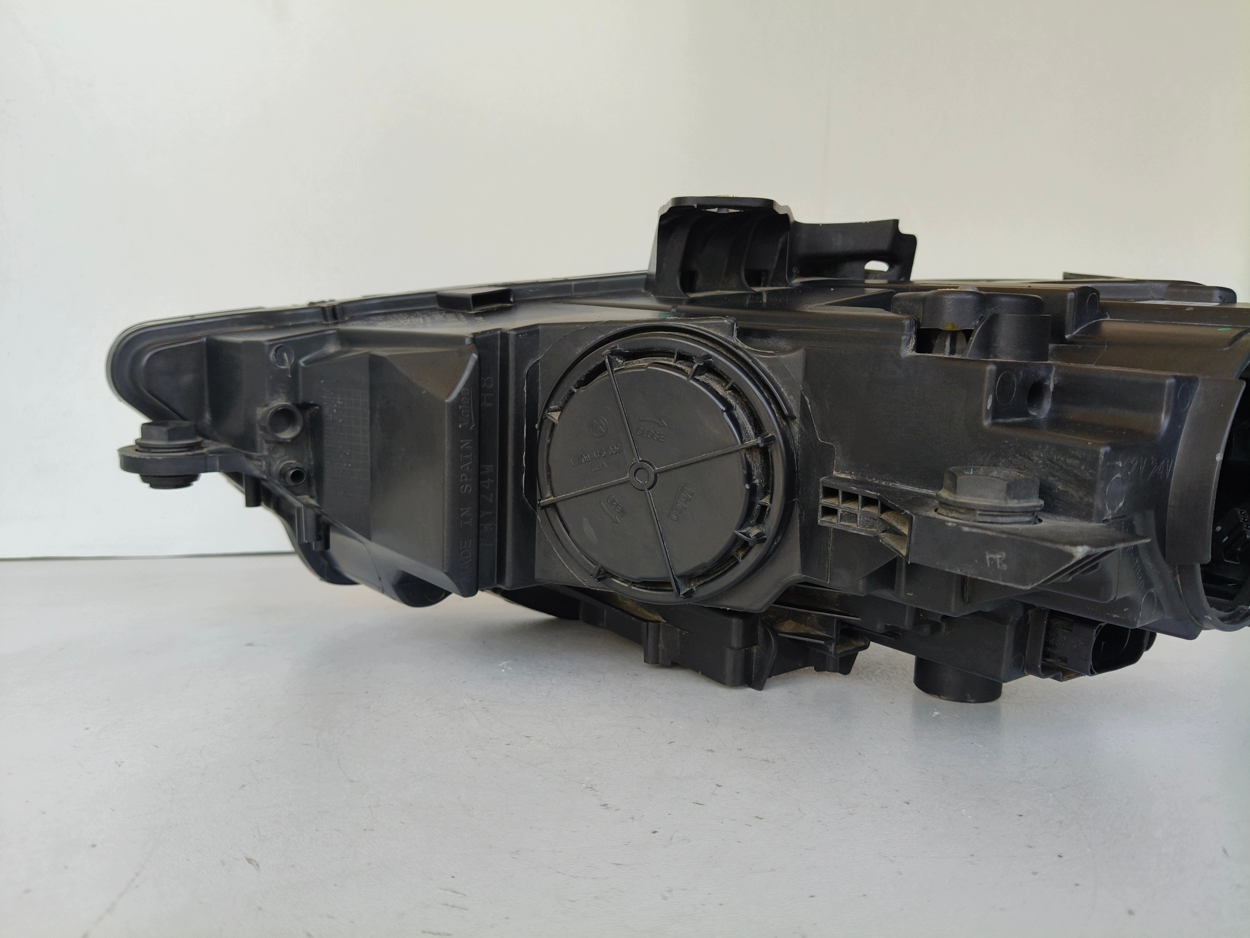 feu droit REFLEKTOR AUDI A3 8V 8V0 16- LIFT XENON LED