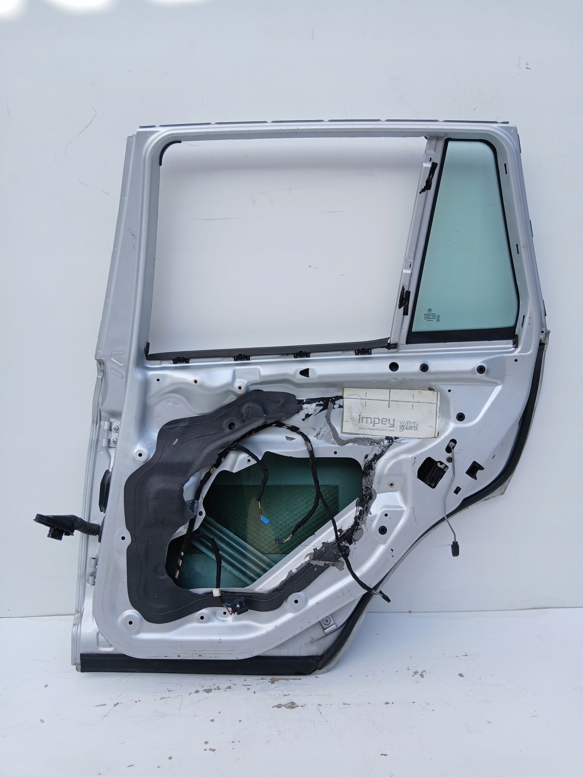 door right rear. BMW X3 E83 TITANSILBER 354/7
