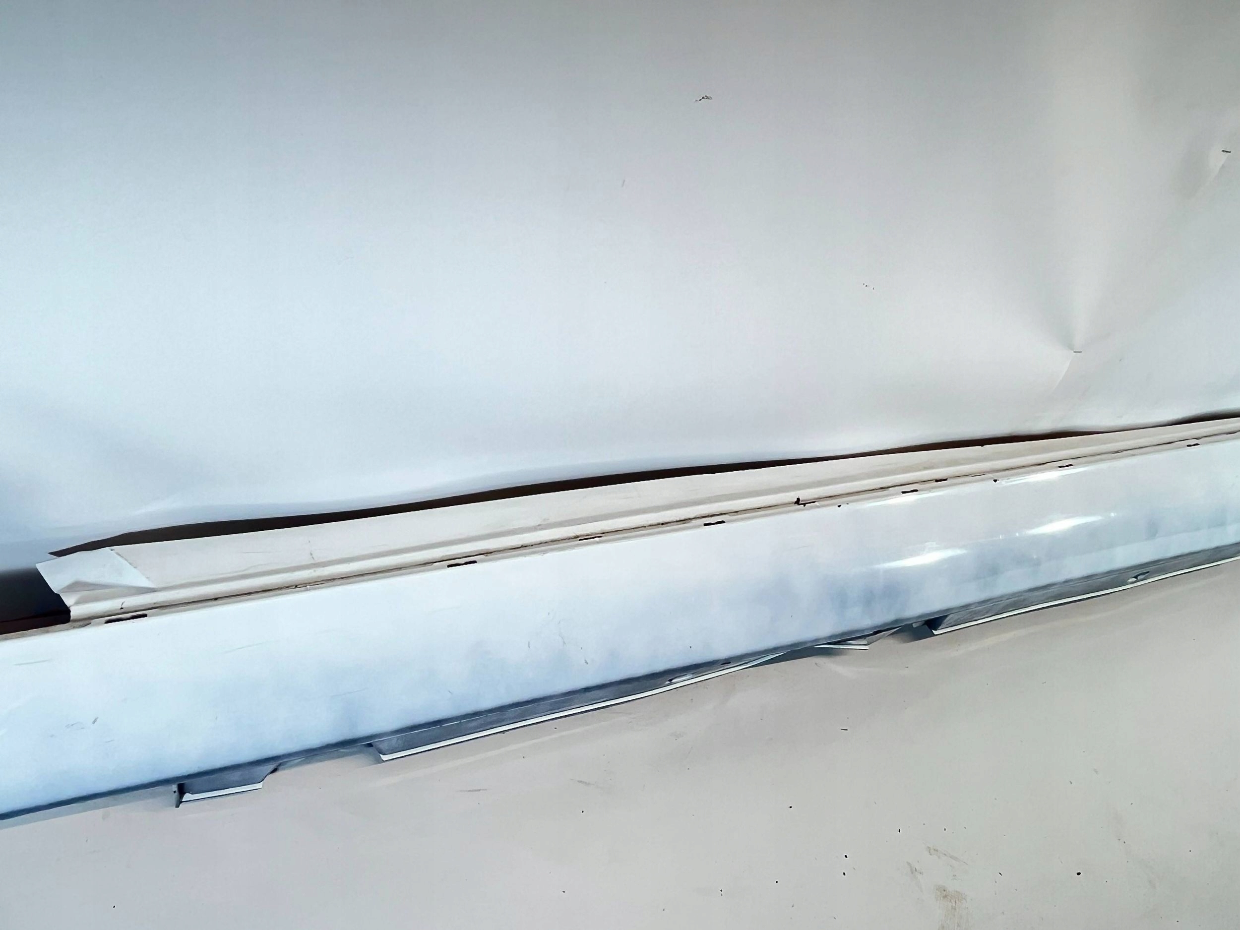 cap threshold left side Mercedes-Benz C W205 A2056907102