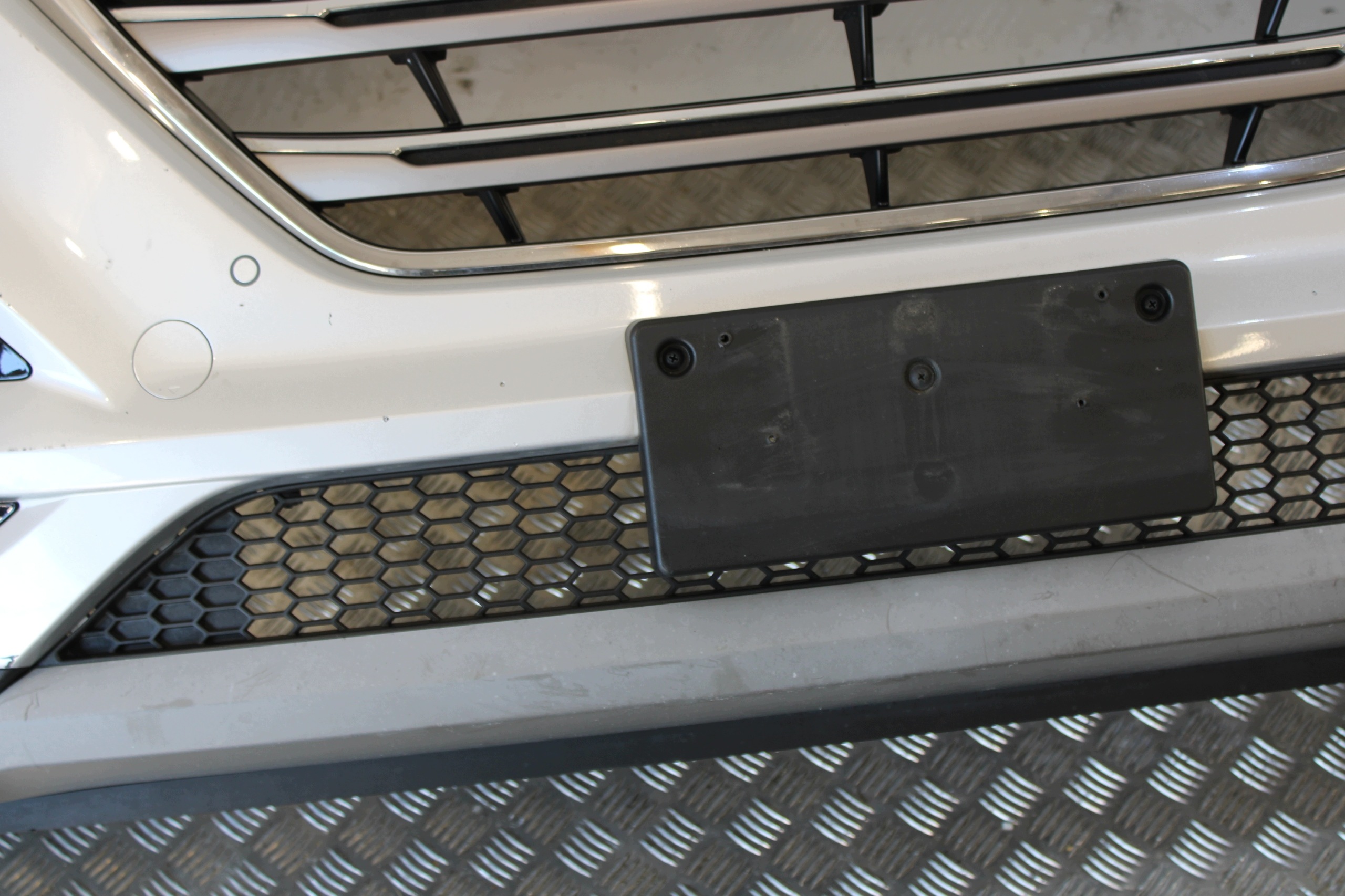 bumper front front complete 4 X PDC HYUNDAI TUCSON III 3 1.7 CRDI