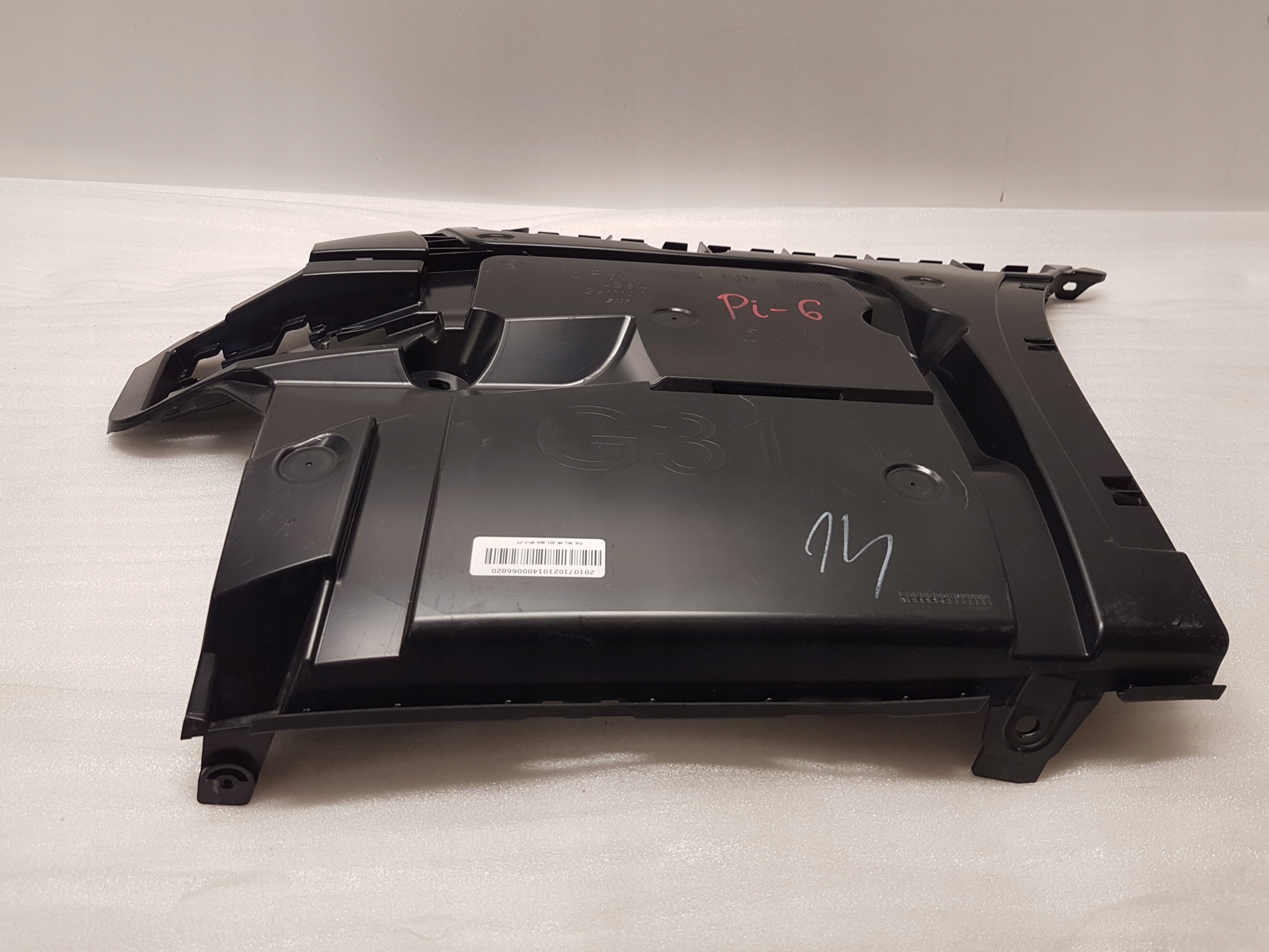 bumper bracket right rear part BMW G31 7387316