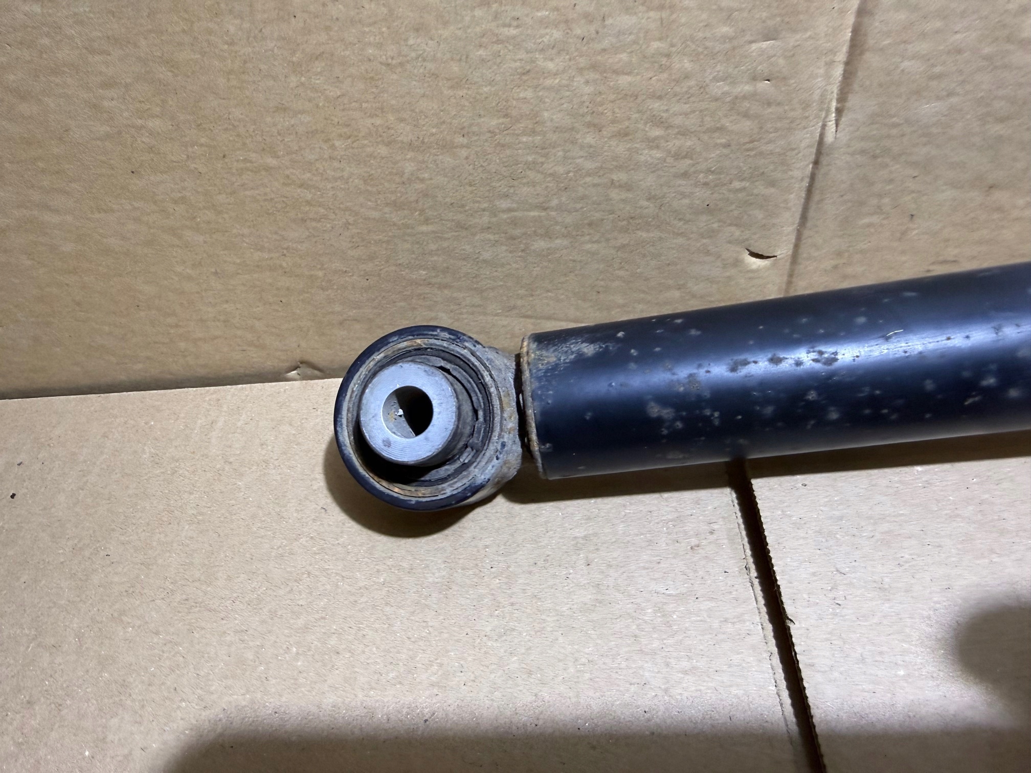 AUDI A6 C8 AVANT shock absorber left right rear part rear 4K0513035AF