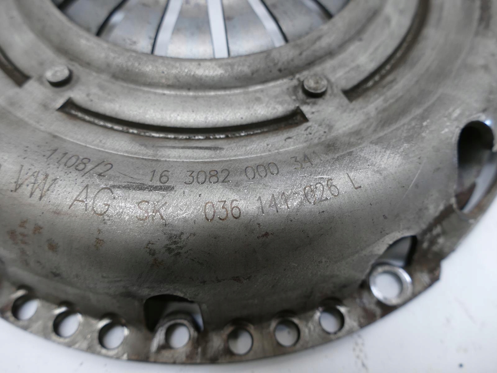 AUDI A3 8P 1.6 8V clutch disc wheel flywheel