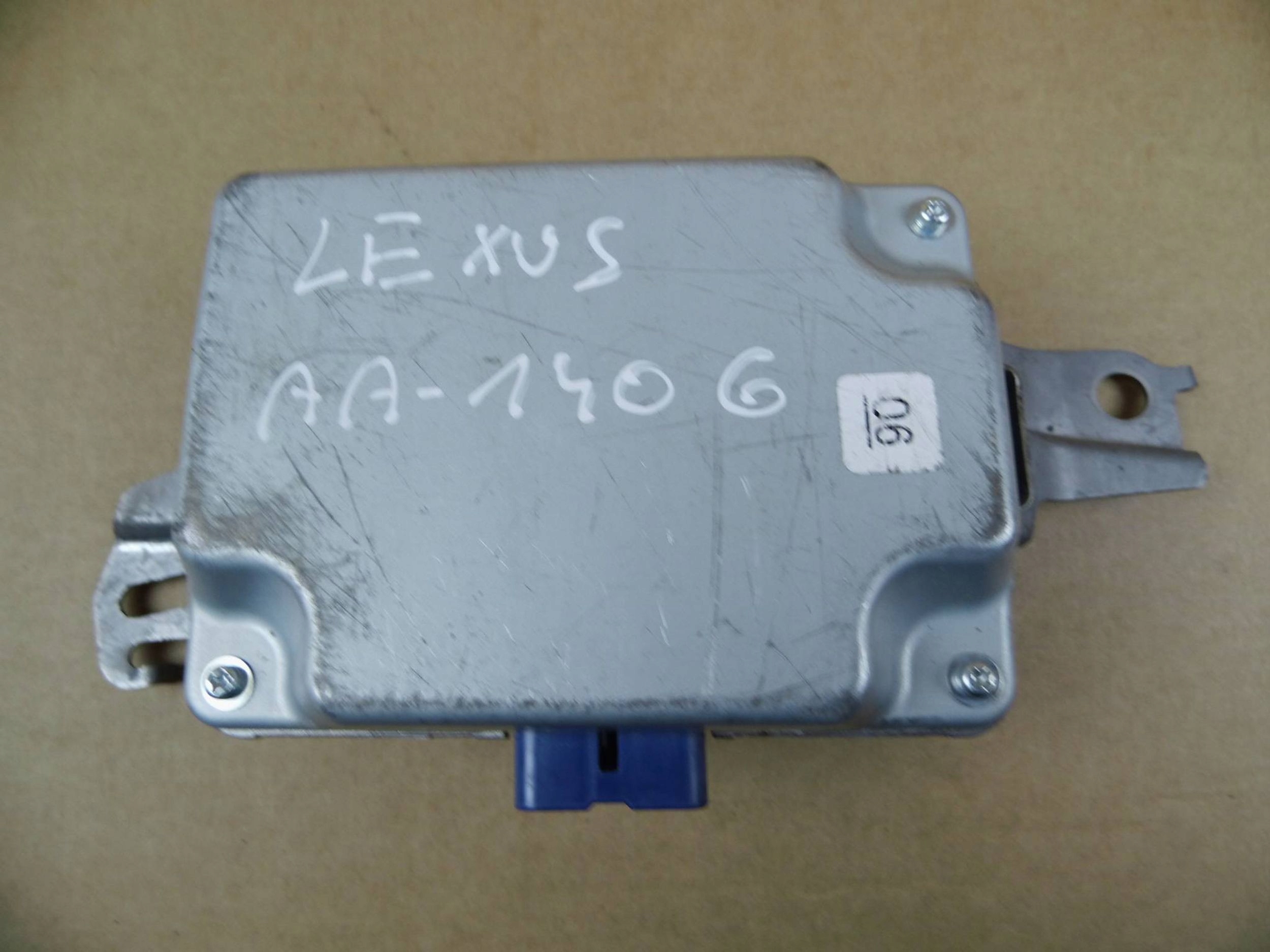 Toyota Land Cruiser J150 modulo computer Centralina di tensione 8621060110