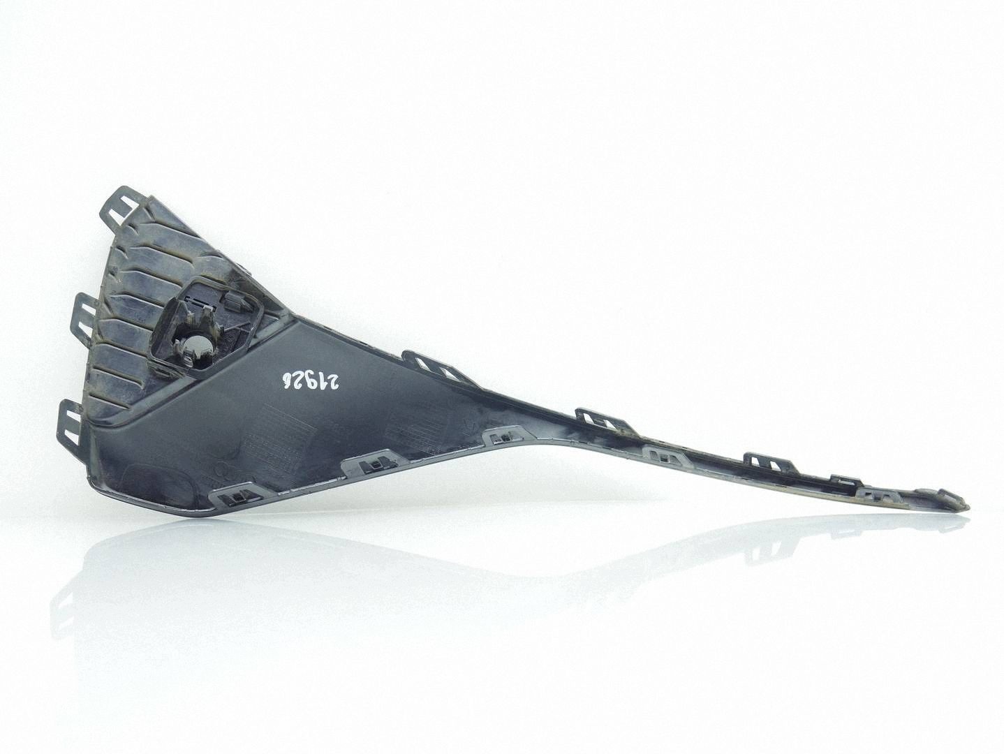 grid of a bumper right front right front AUDI A3 8Y 8Y0807682G
