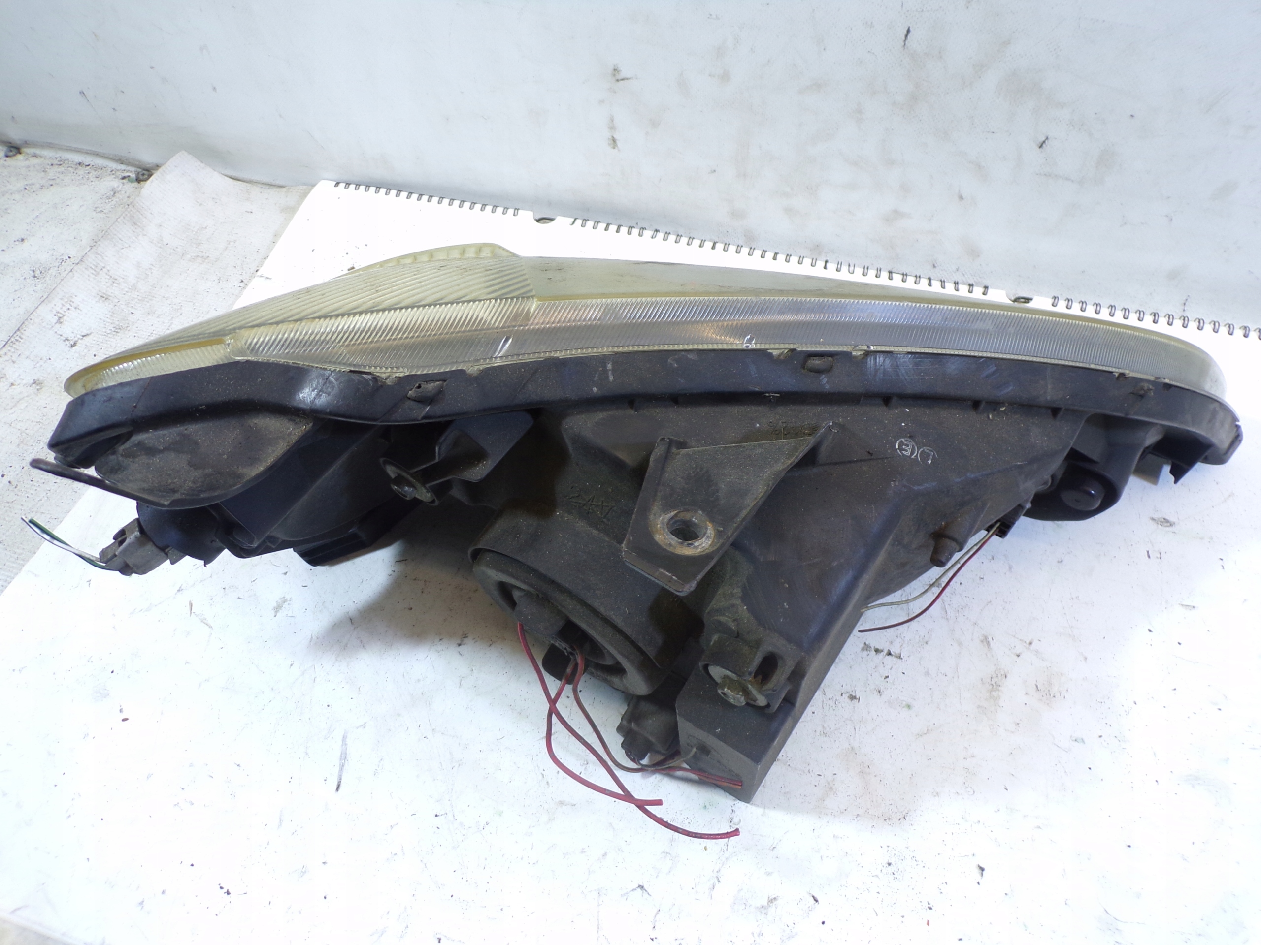 light front front left DAIHATSU YRV (K1)