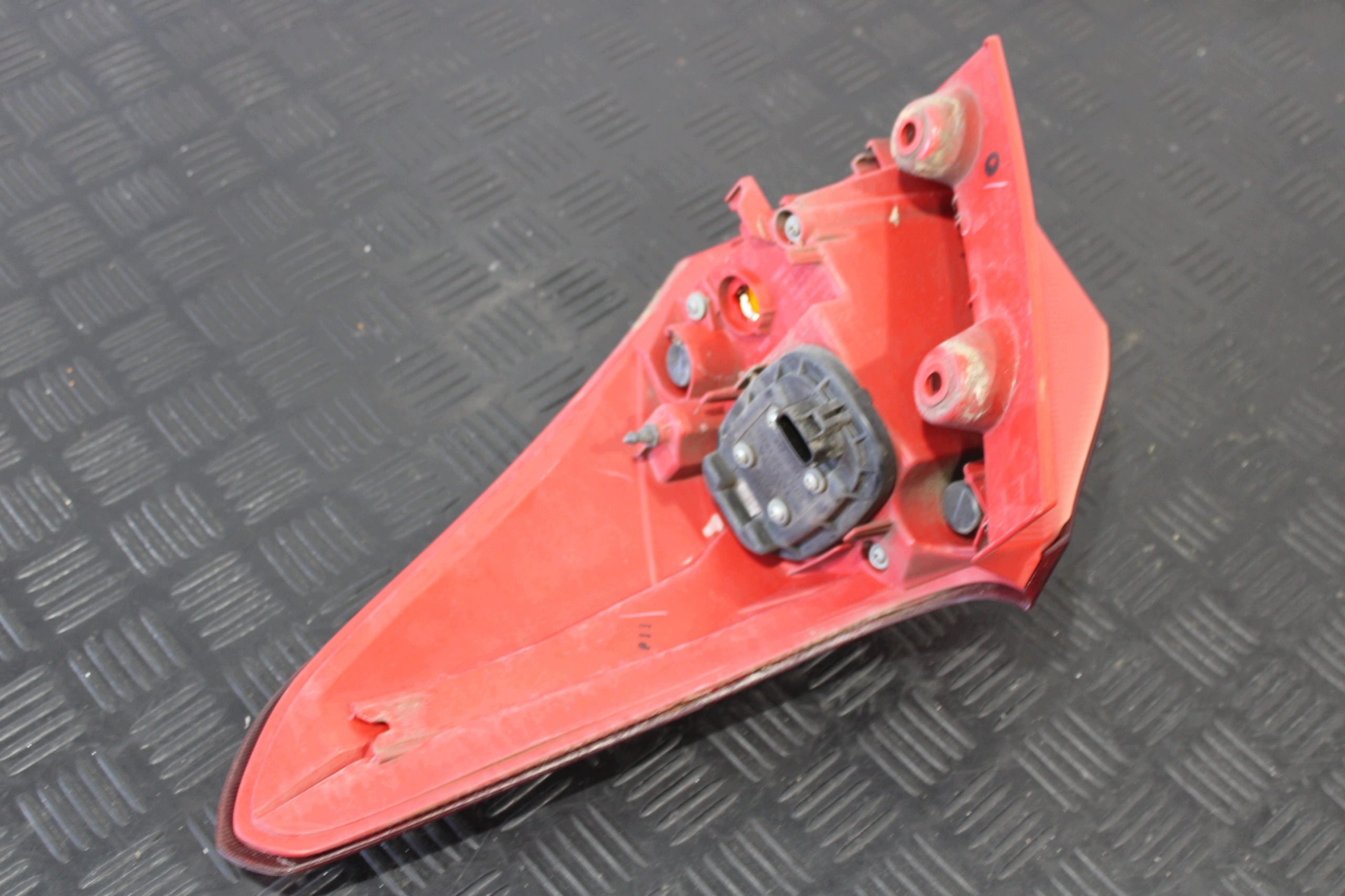 light left rear part rear TOYOTA AURIS II 2 KOMBI