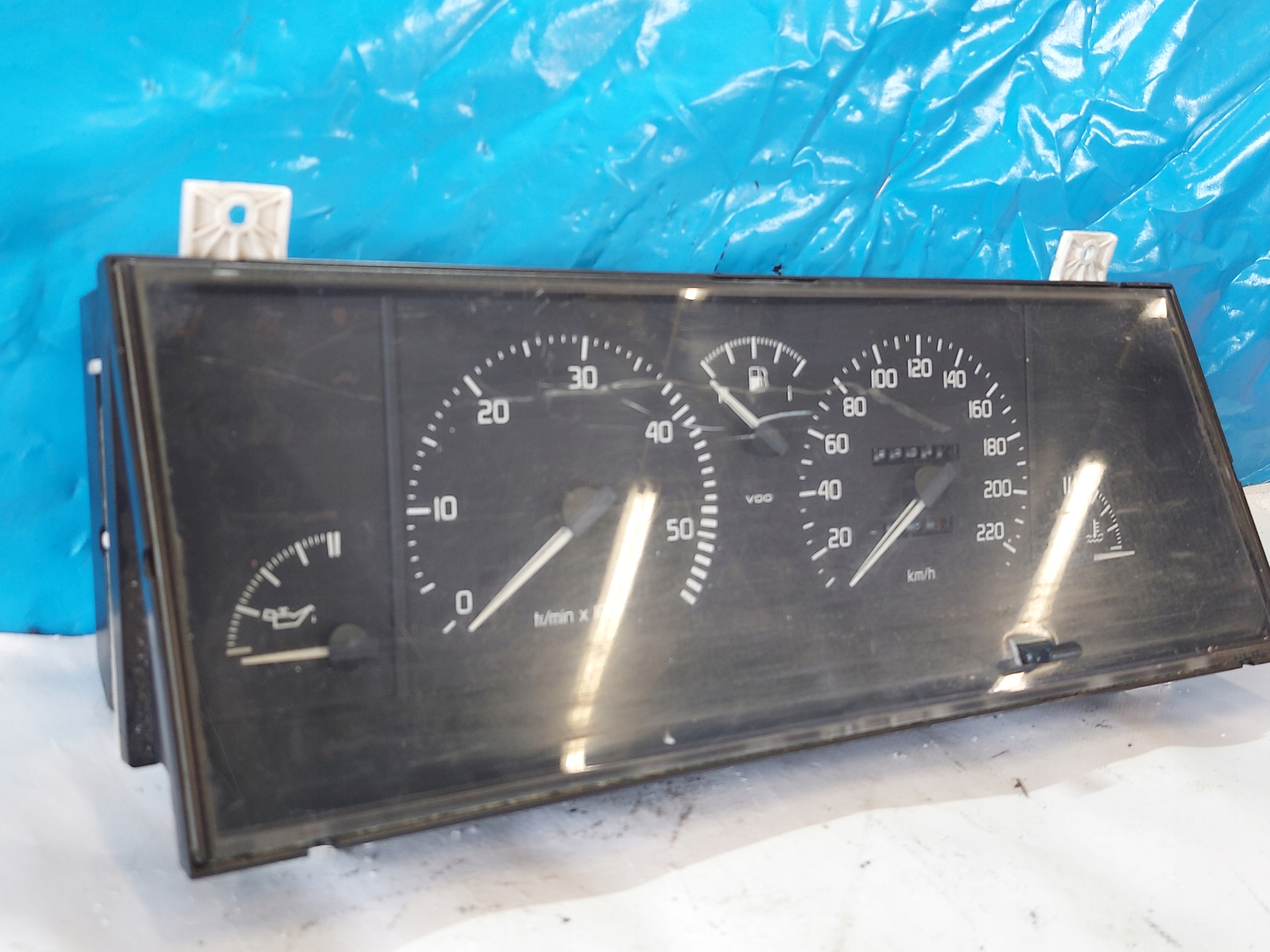 dials clock RENAULT SAFRANE 2.1 DTI 7700811157K