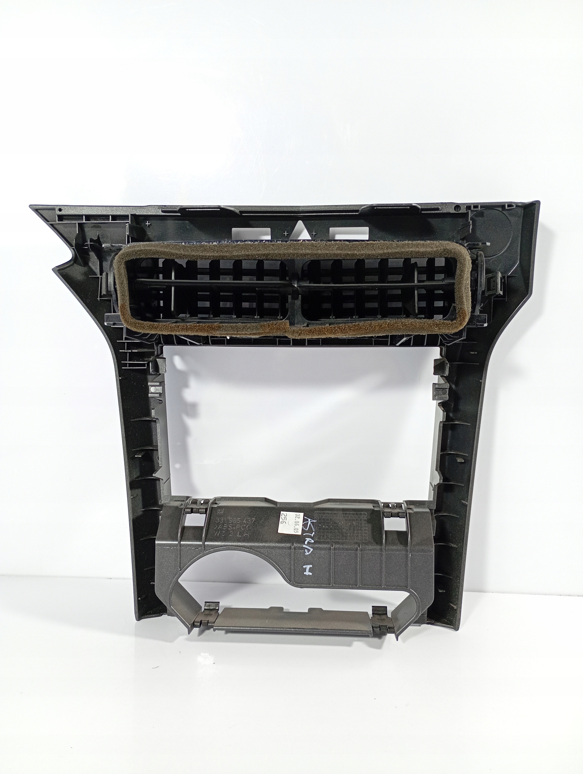Opel Astra H 04-14 frame RADIA console grid air conditioning devices air 331985437