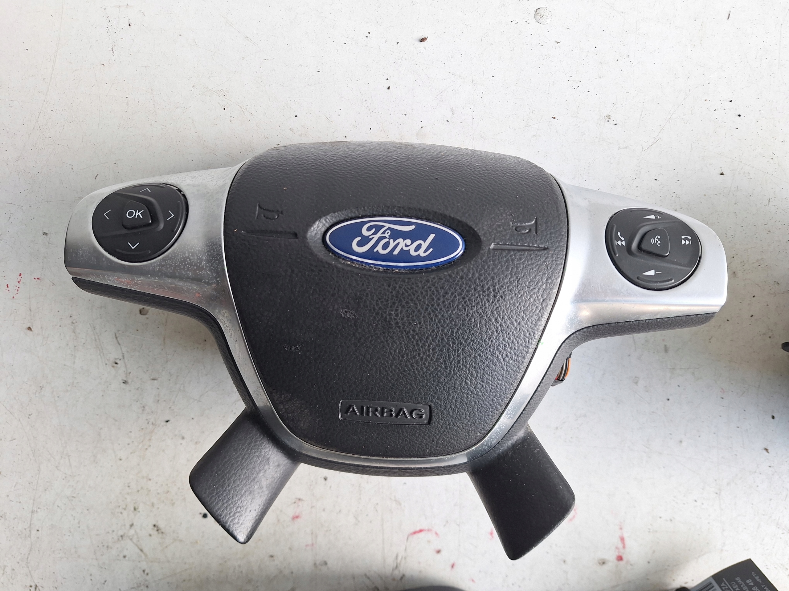 FORD KUGA MK2 12-16 airbag running board