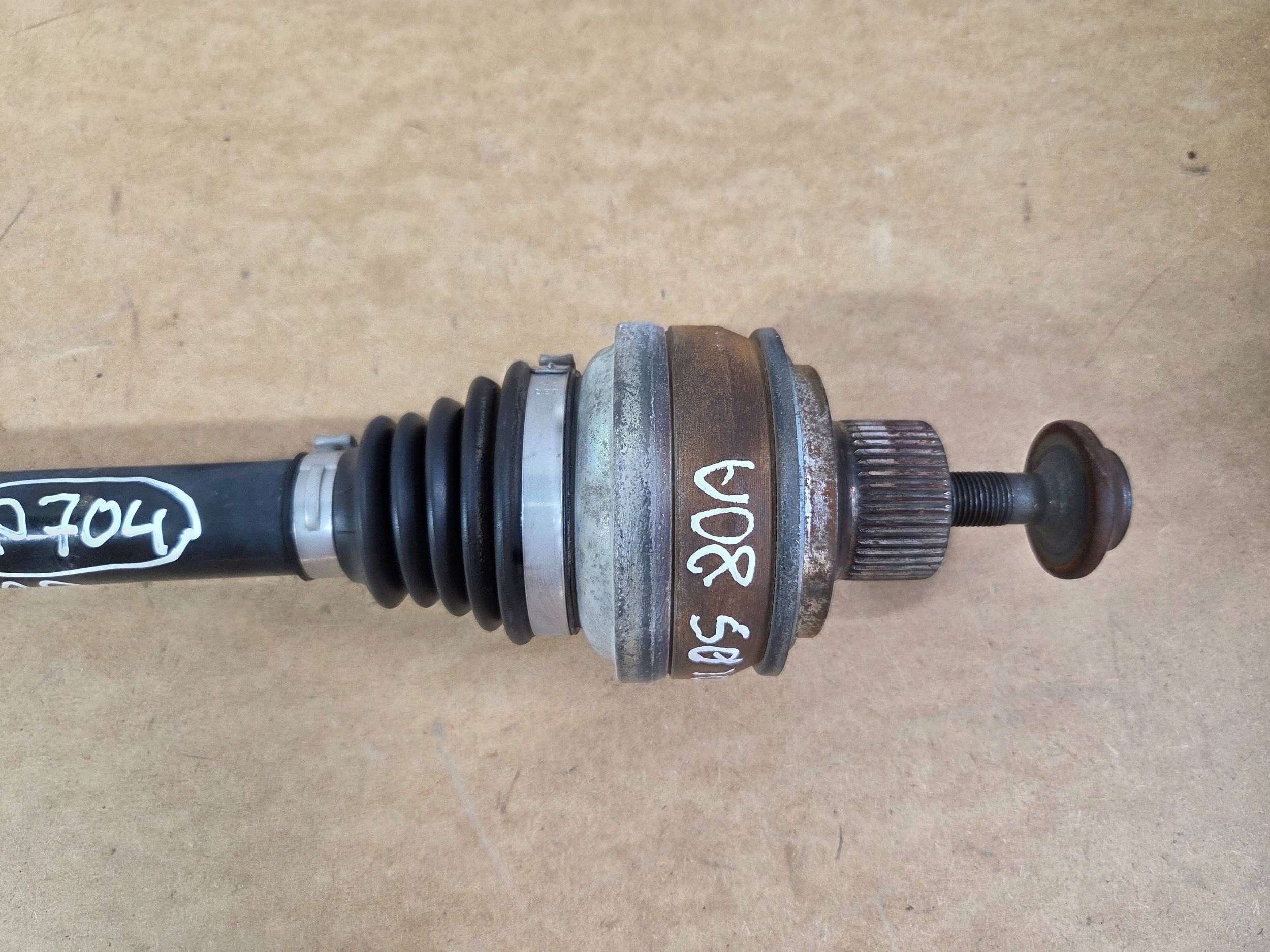 Audi Q5 SQ5 80A semi-axis rear left 80A501203G (P704)